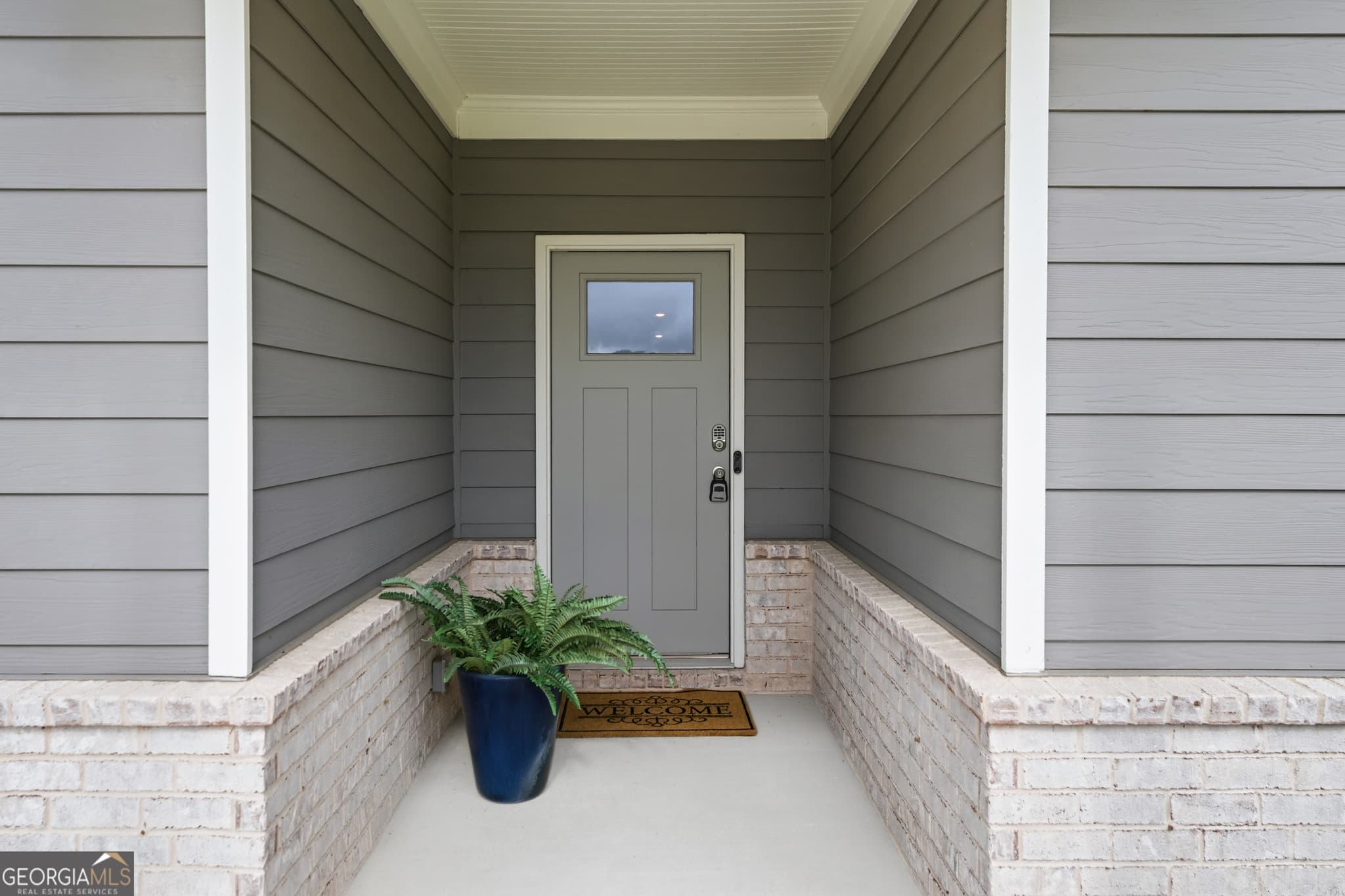 4 bedroom, 3 bathroom, 2,517 sq ft single family residence for sale at 155 Cherokee Rose Lane, Hoschton, GA 30548 — photo 4