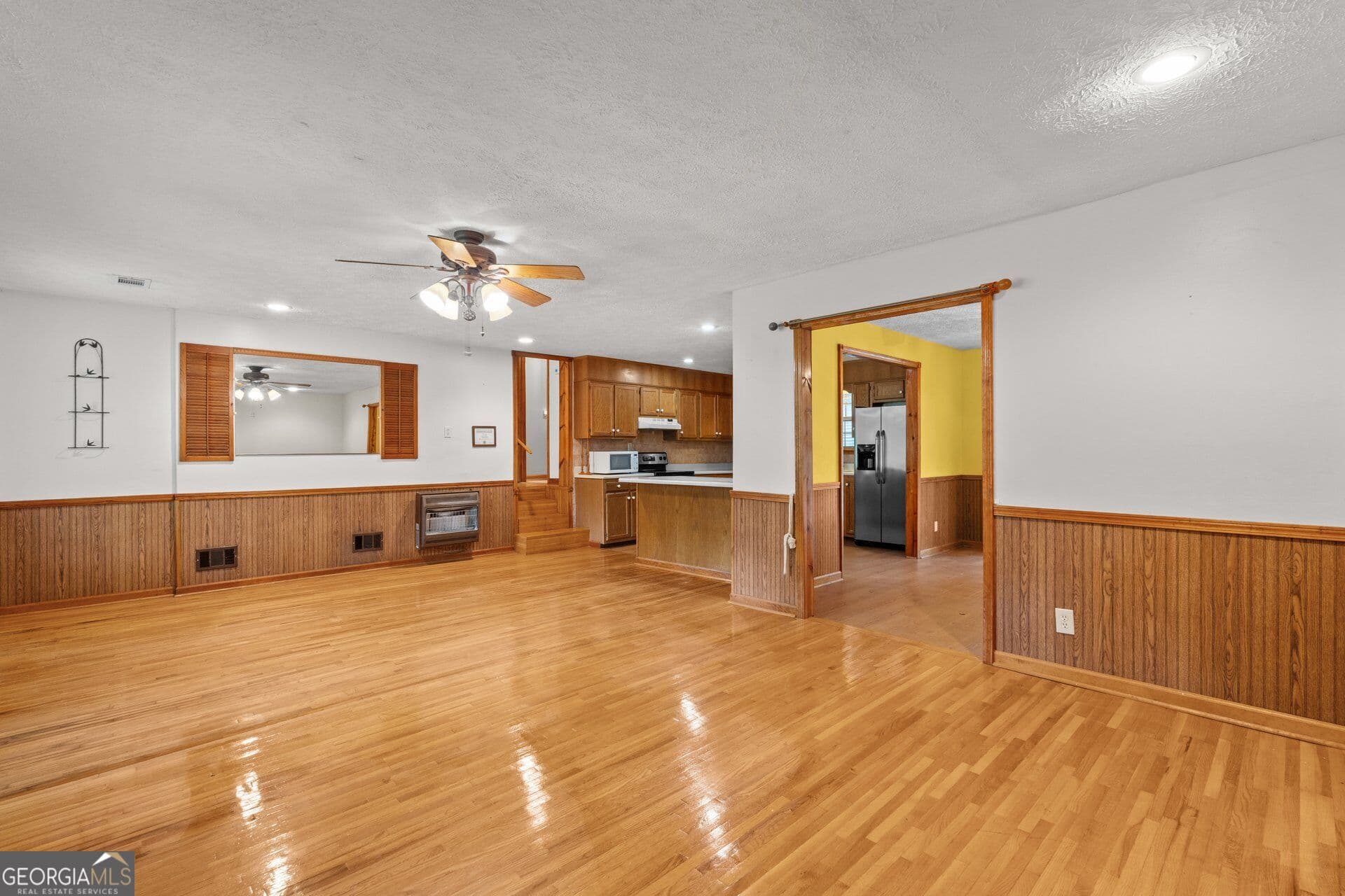 3 bedroom, 2 bathroom, 1,767 sq ft single family residence for sale at 470 Whooping Creek Church Road, Carrollton, GA 30116 — photo 2