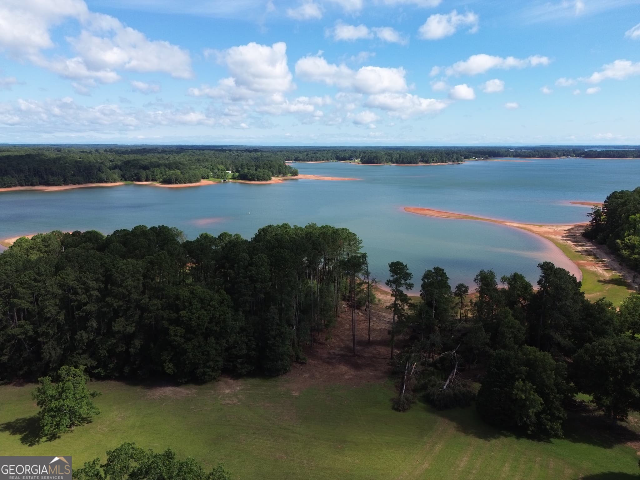 2 bedroom, 2.5 bathroom, 1,750 sq ft single family residence for sale at 257 Methodist Park Lane, Hartwell, GA 30643