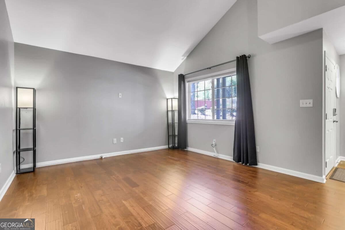 2 bedroom, 2.5 bathroom, 1,290 sq ft condominium for rent at 1468 Briarwood Road 2006, Atlanta, GA 30319 for $2,475 a month — photo 4