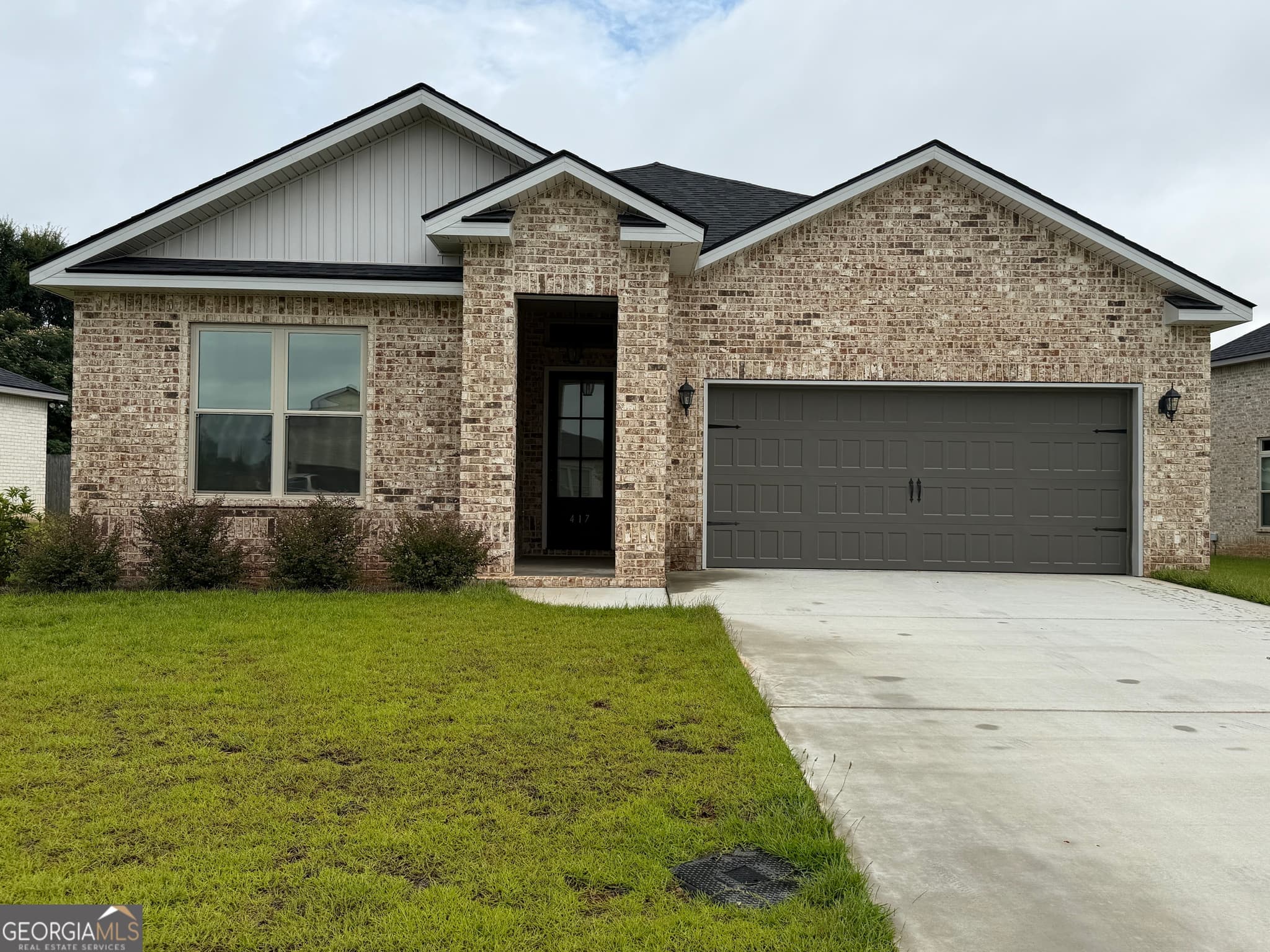 5 bedroom, 3 bathroom, 1,963 sq ft single family residence for sale at 417 Otters Ridge Drive, Kathleen, GA 31047 — photo 8