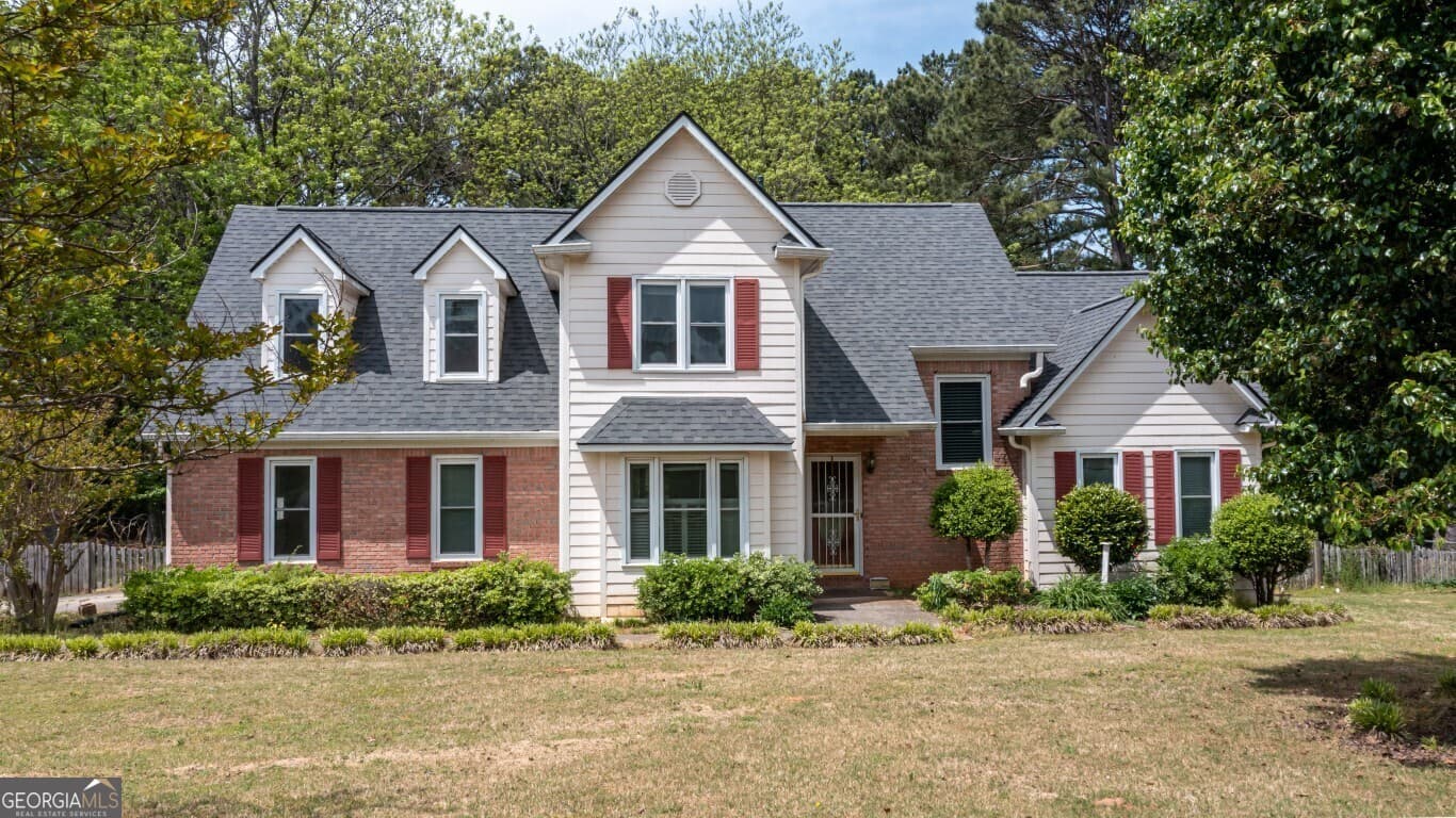 4 bedroom, 2.5 bathroom, 2,305 sq ft single family residence sold at 250 Clearview Circle, Mcdonough, GA 30253