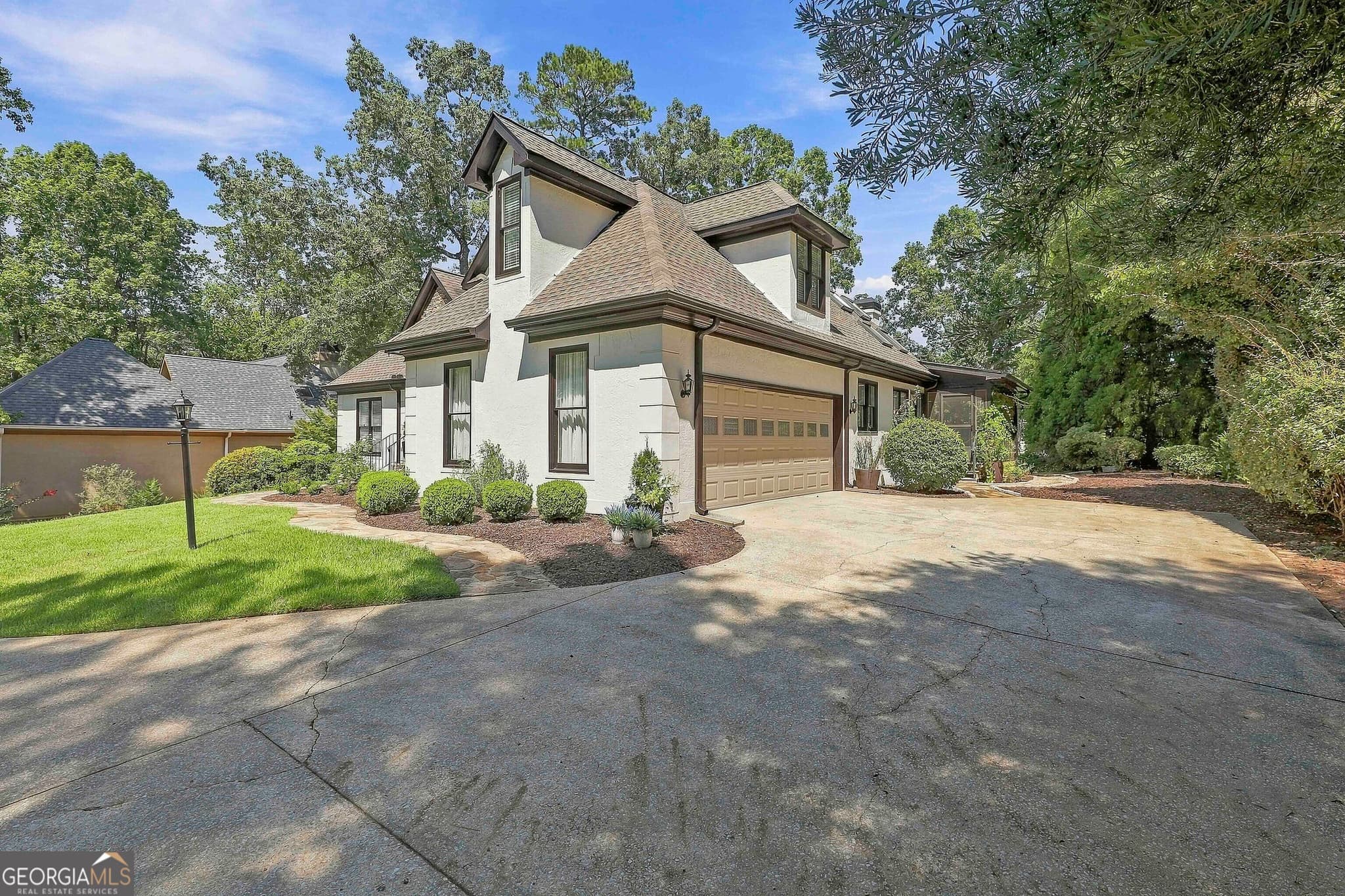 4 bedroom, 2.5 bathroom, 3,069 sq ft single family residence for sale at 145 Fawn Ridge, Newnan, GA 30265 — photo 6