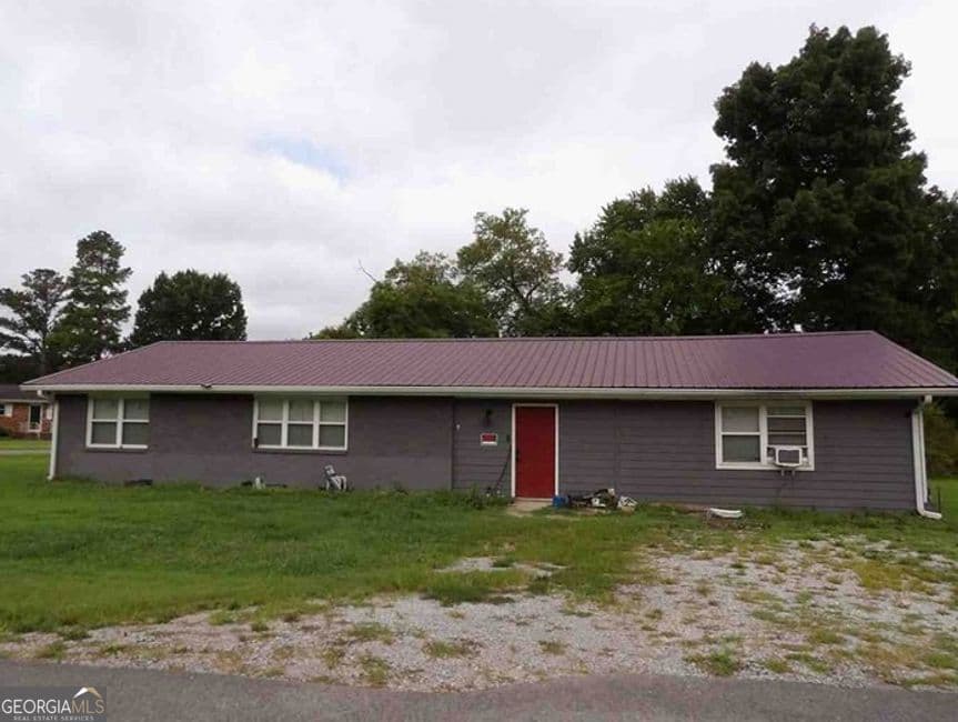 3 bedroom, 1.5 bathroom, 1,637 sq ft single family residence for sale at 109 Judith Street, Ringgold, GA 30736
