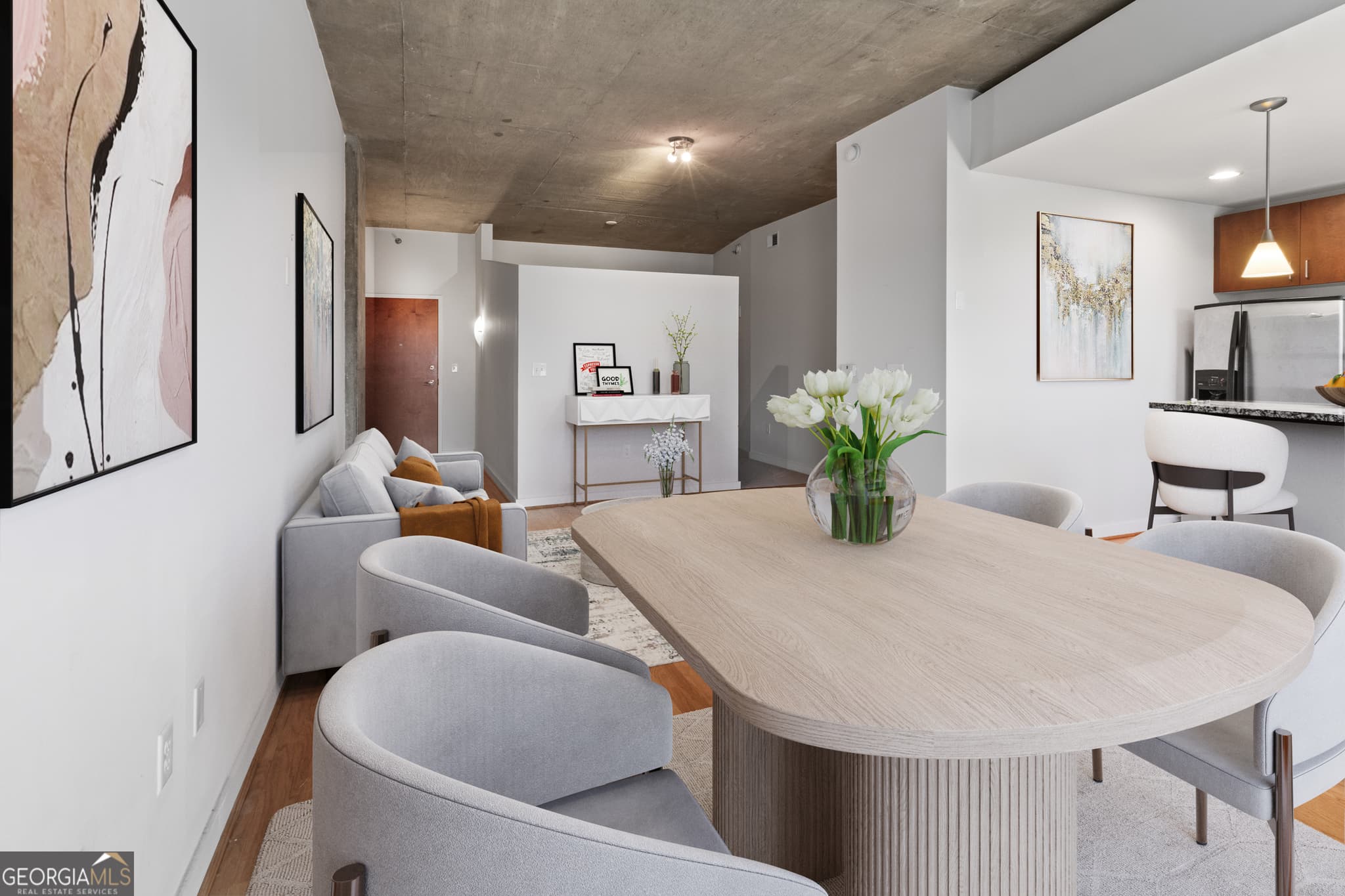 1 bedroom, 1 bathroom, 792 sq ft condominium for sale at 250 Pharr Road 514, Atlanta, GA 30305 — photo 2