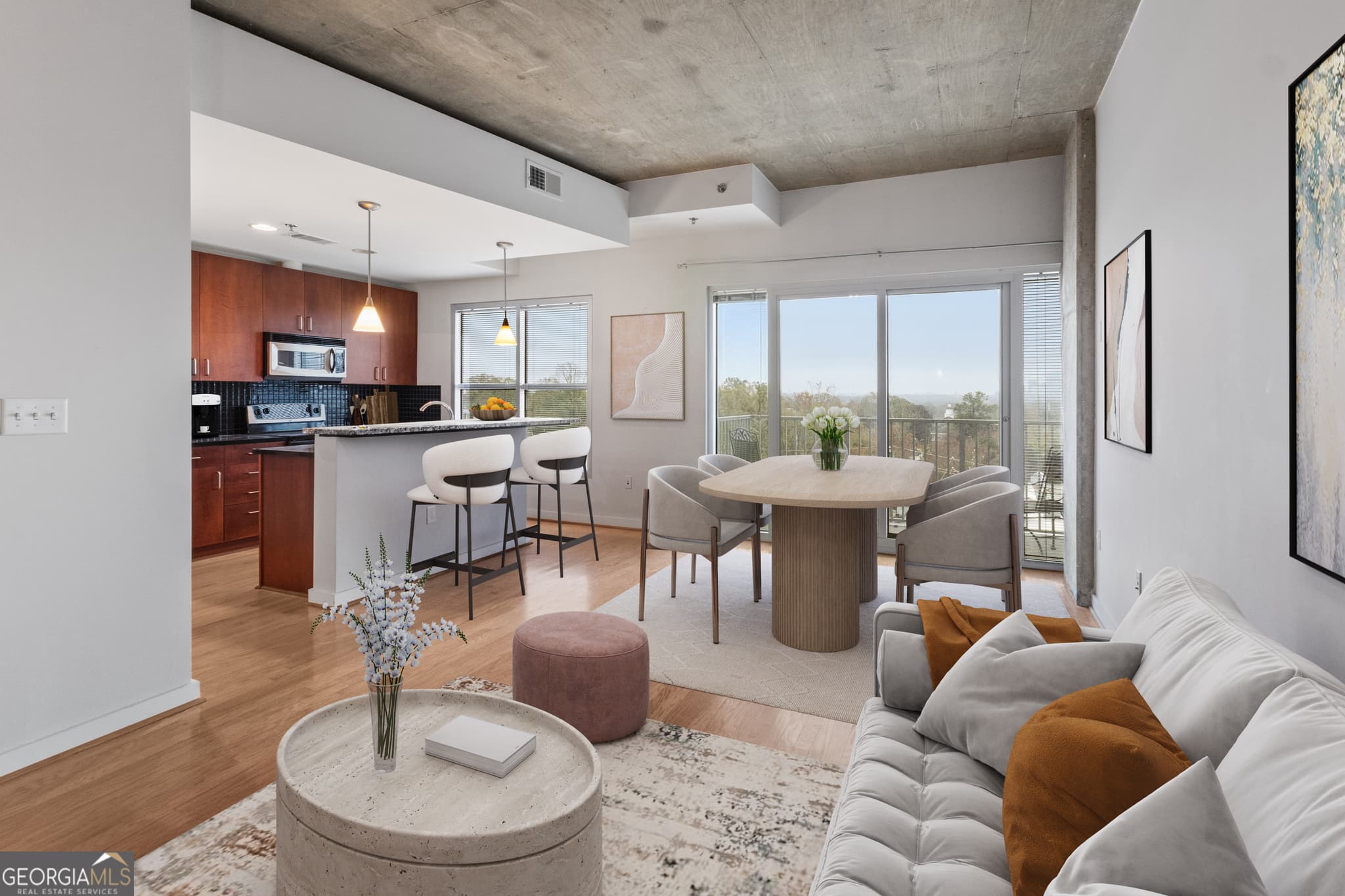1 bedroom, 1 bathroom, 792 sq ft condominium for sale at 250 Pharr Road 514, Atlanta, GA 30305 — photo 1 of 39