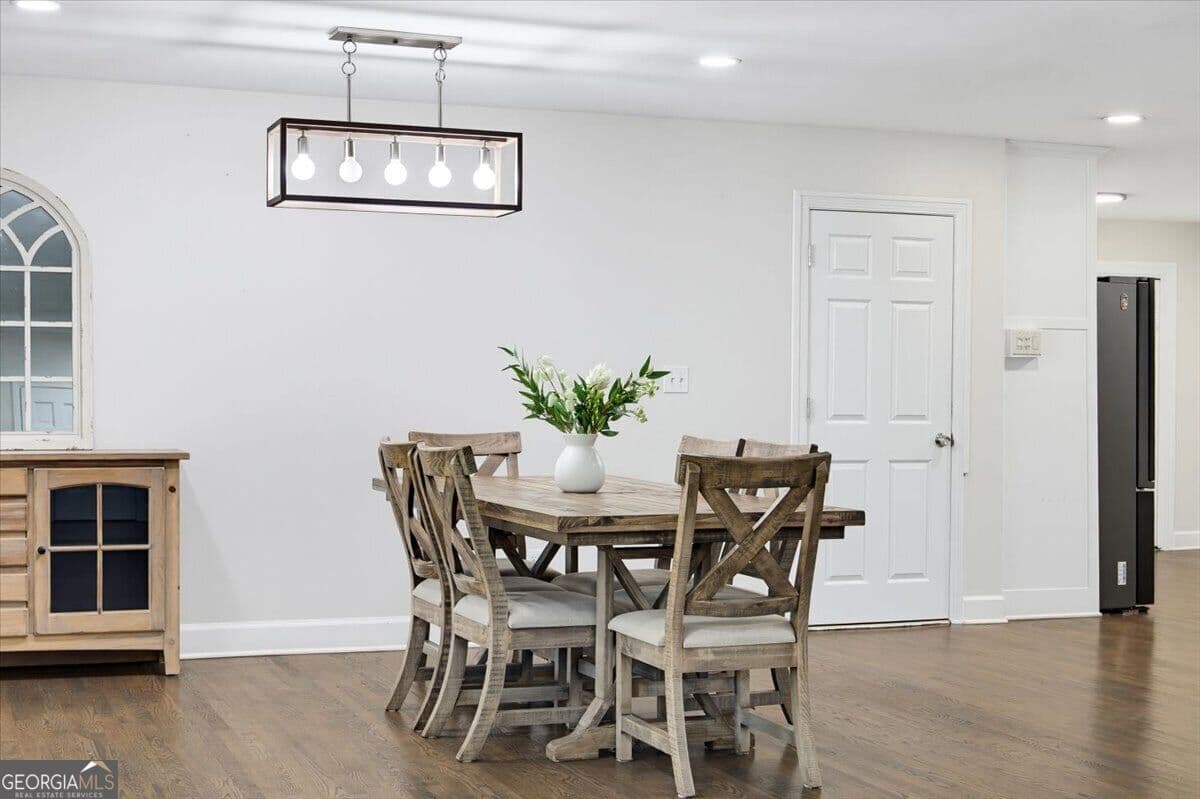 3 bedroom, 2 bathroom, 1,985 sq ft single family residence for sale at 4626 Old Stilesboro Road, Acworth, GA 30101 — photo 7