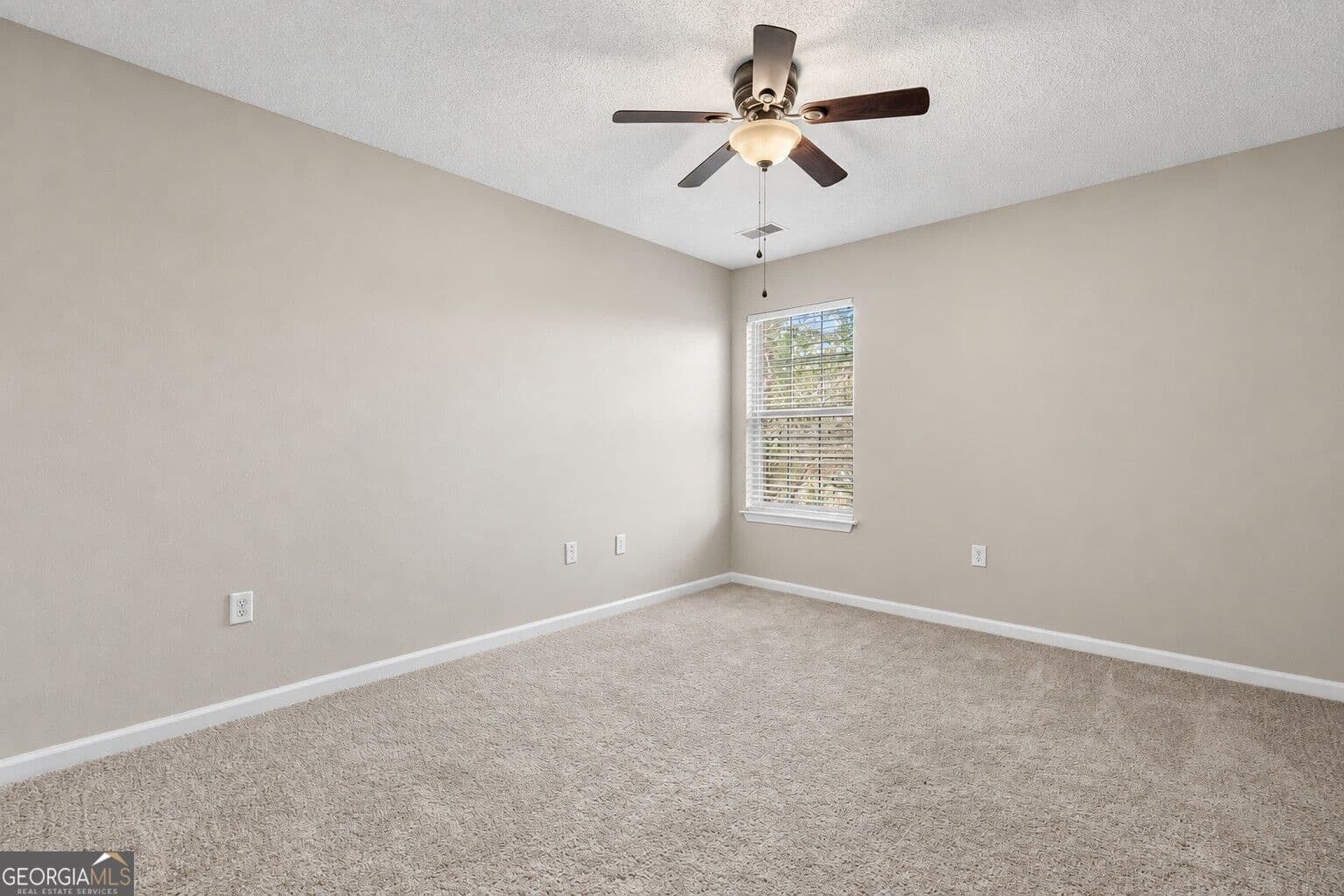3 bedroom, 2.5 bathroom, 1,210 sq ft townhouse for sale at 5030 Winfield Drive, Rincon, GA 31326 — photo 9