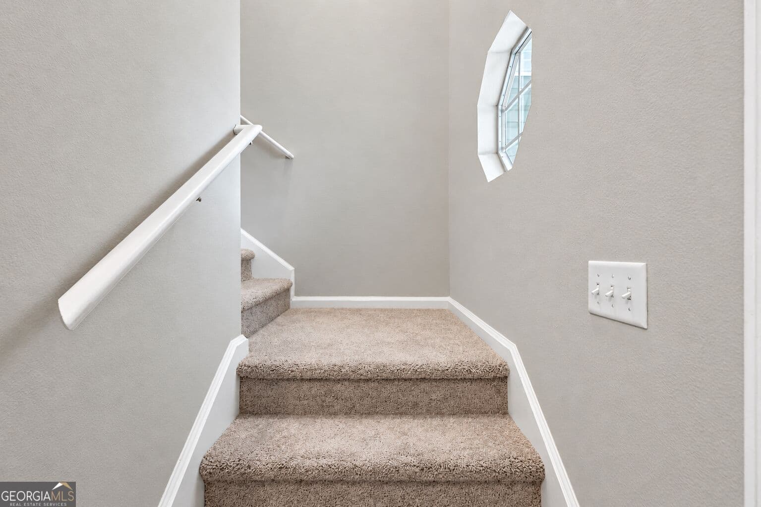 3 bedroom, 2.5 bathroom, 1,210 sq ft townhouse for sale at 5030 Winfield Drive, Rincon, GA 31326 — photo 8