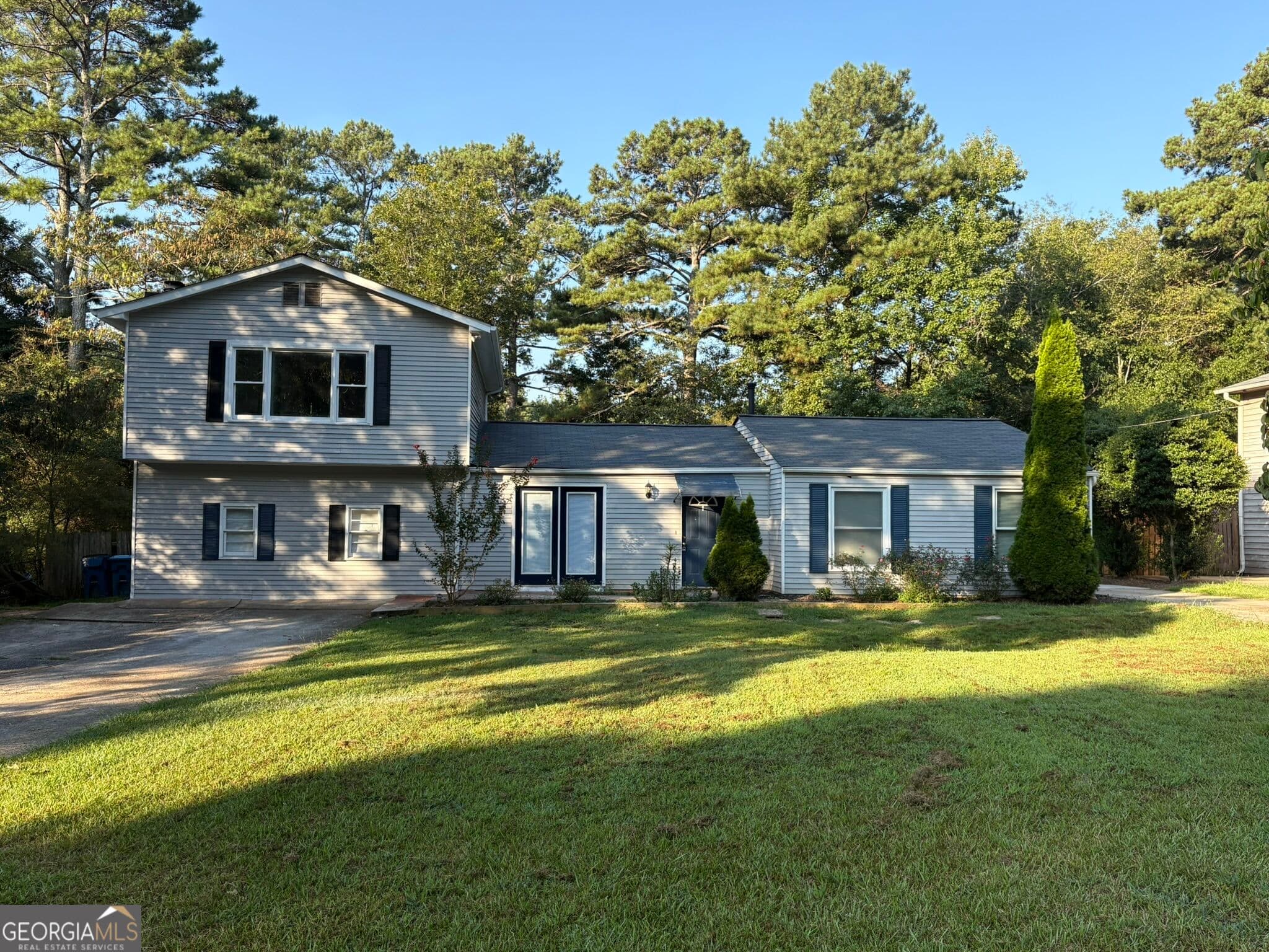 4 bedroom, 2 bathroom, 2,080 sq ft single family residence for sale at 3082 Bromley Rowe, Duluth, GA 30096