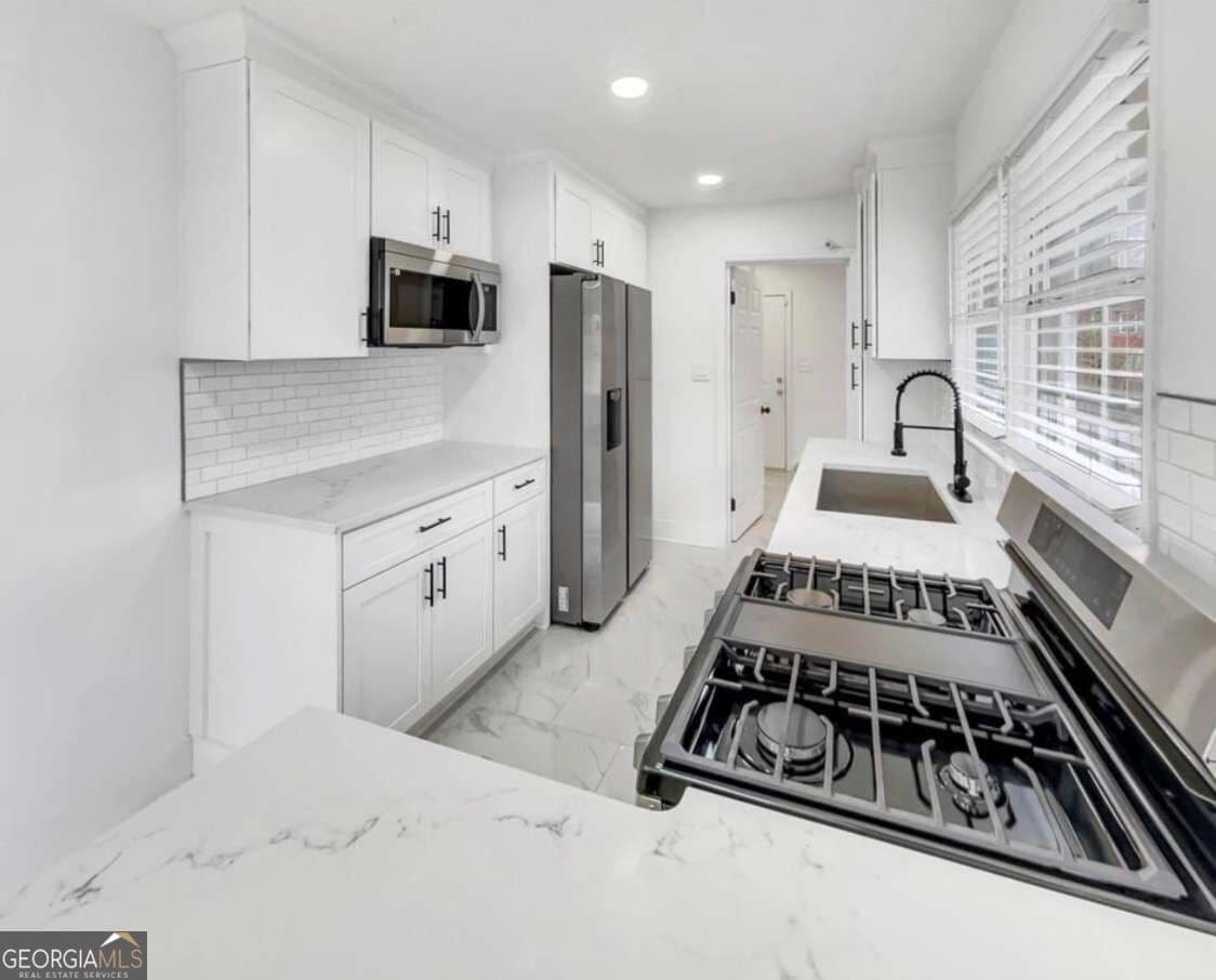 3 bedroom, 2 bathroom, 1,046 sq ft single family residence for rent at 136 Victor Circle, Atlanta, GA 30314 for $2,000 a month — photo 5