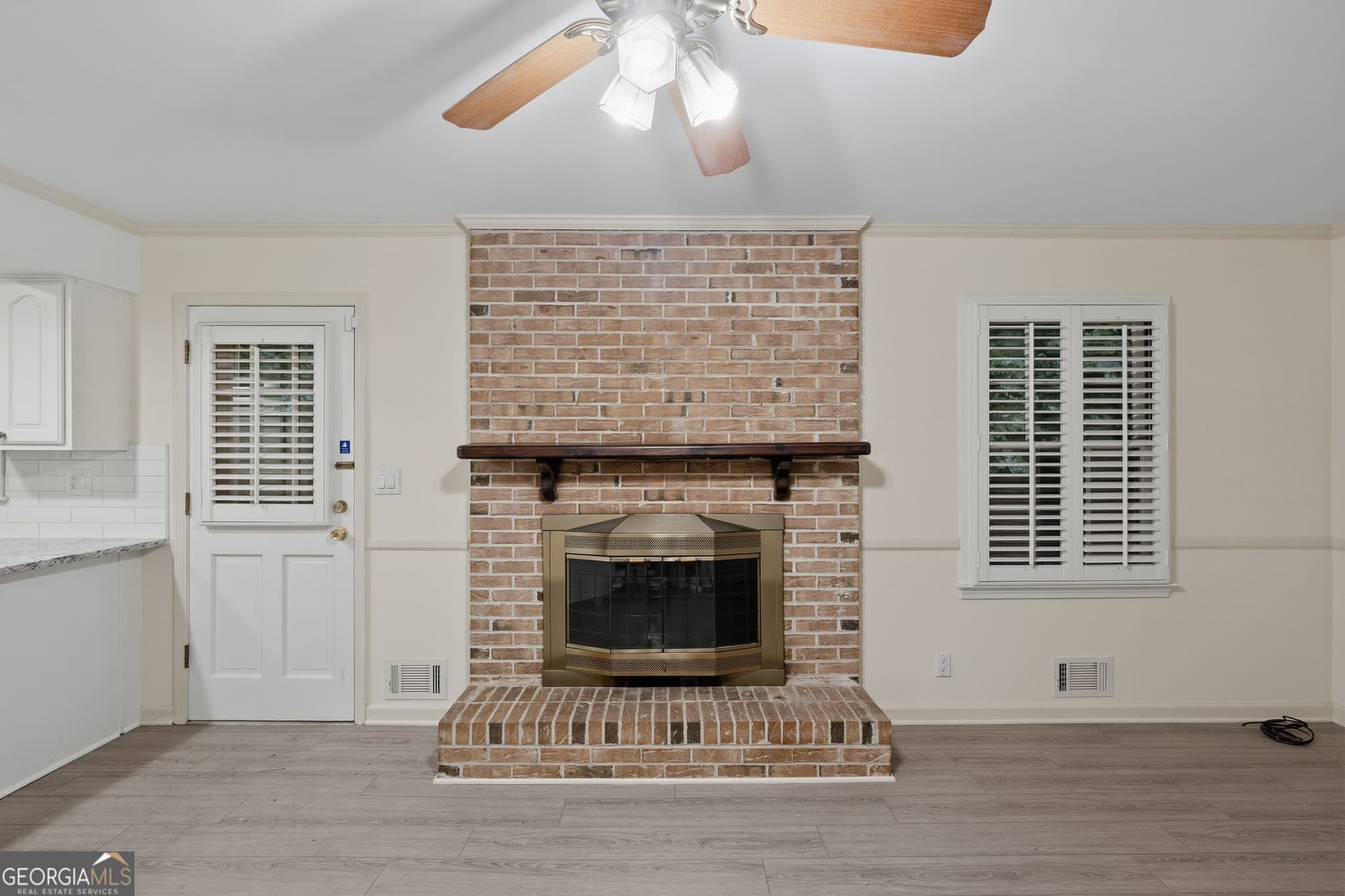 3 bedroom, 2 bathroom, 1,650 sq ft single family residence for sale at 3969 Briaridge Circle, Doraville, GA 30340 — photo 2