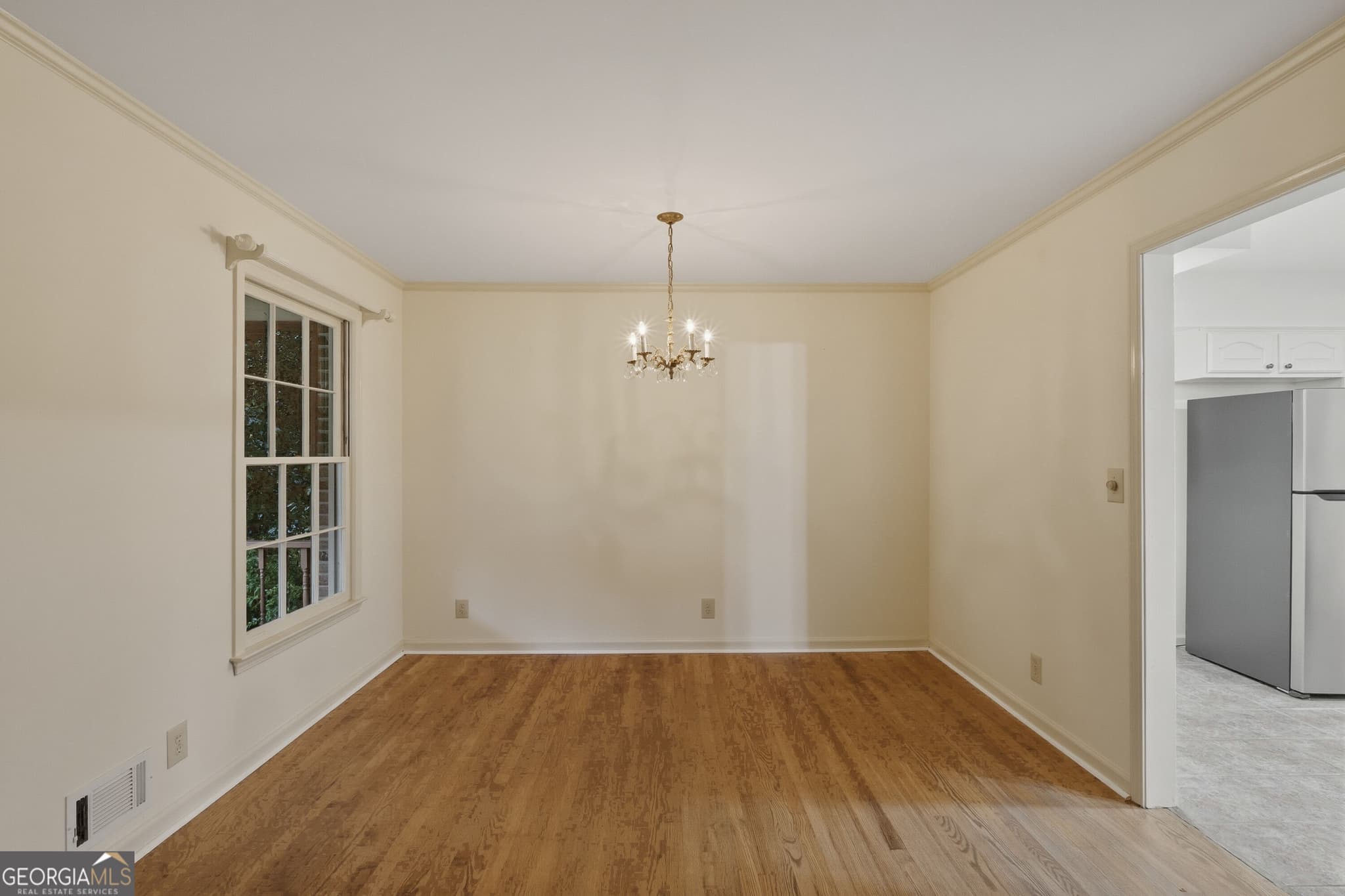 3 bedroom, 2 bathroom, 1,650 sq ft single family residence for sale at 3969 Briaridge Circle, Doraville, GA 30340 — photo 9