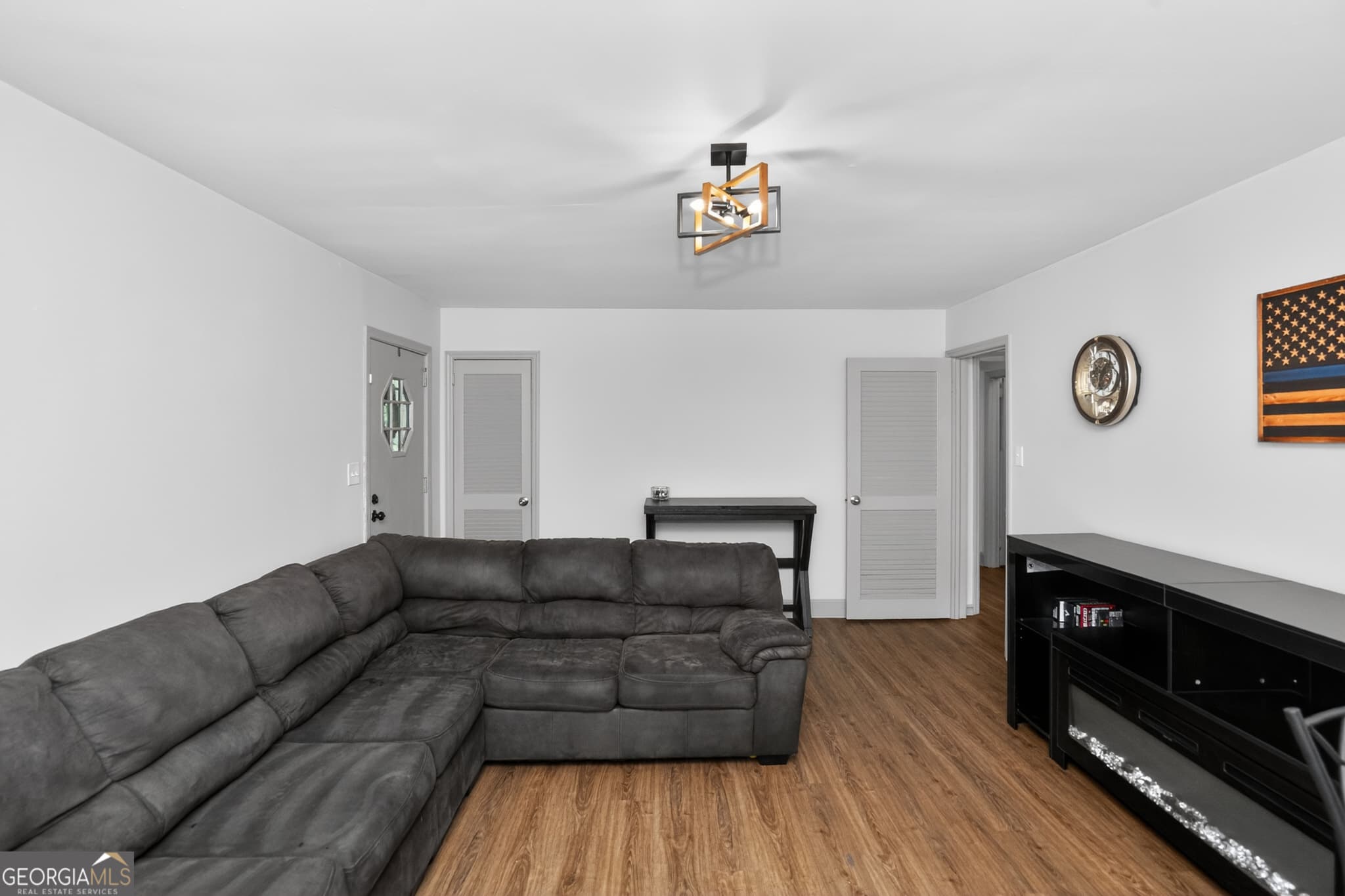 3 bedroom, 2 bathroom, 1,567 sq ft single family residence for sale at 103 Meeks Terrace, Thomaston, GA 30286 — photo 4