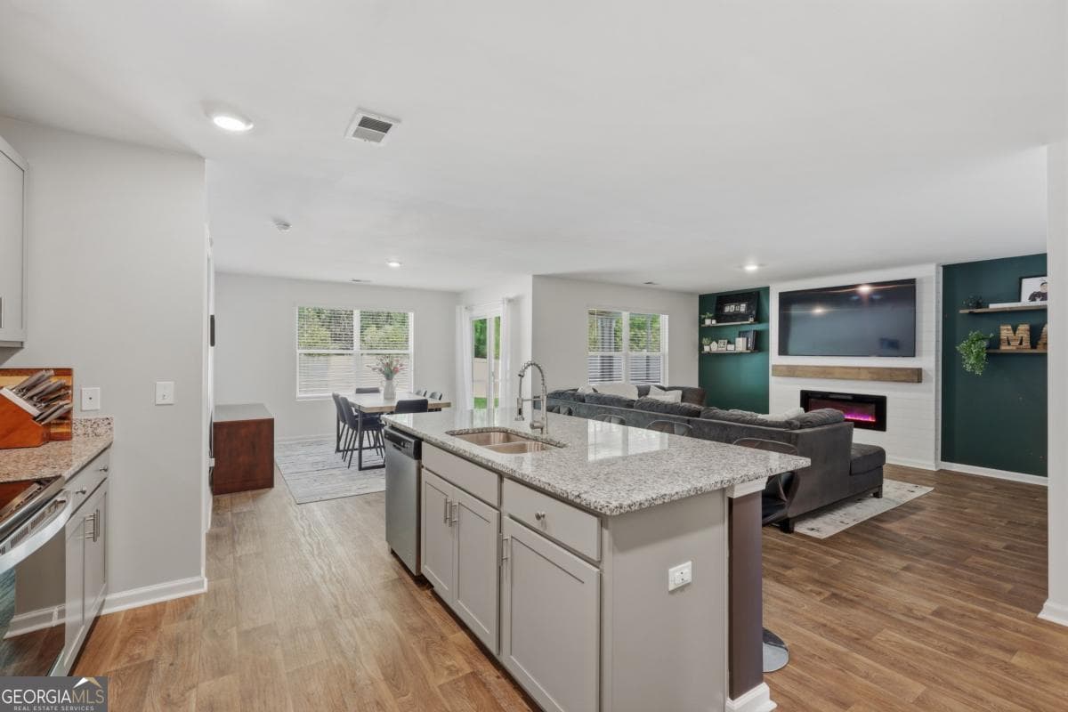 3 bedroom, 2 bathroom, 1,578 sq ft single family residence for sale at 104 Cotton Bluff Court, Guyton, GA 31312 — photo 1 of 48