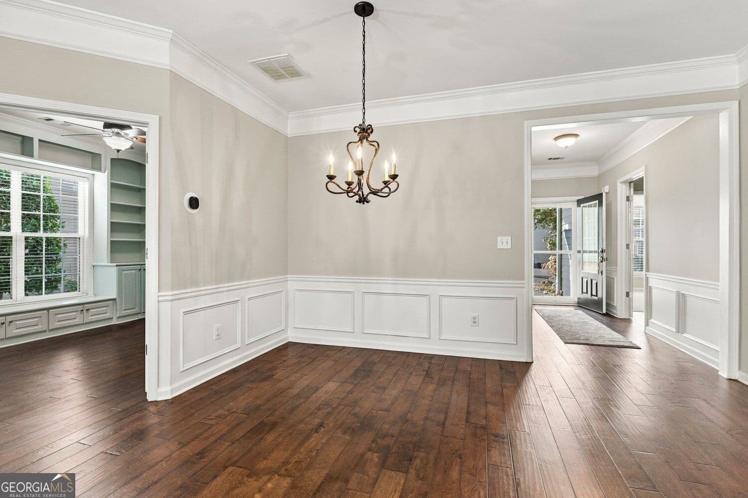 3 bedroom, 2 bathroom, 2,073 sq ft single family residence for sale at 5020 Duke Drive, Cumming, GA 30040 — photo 4