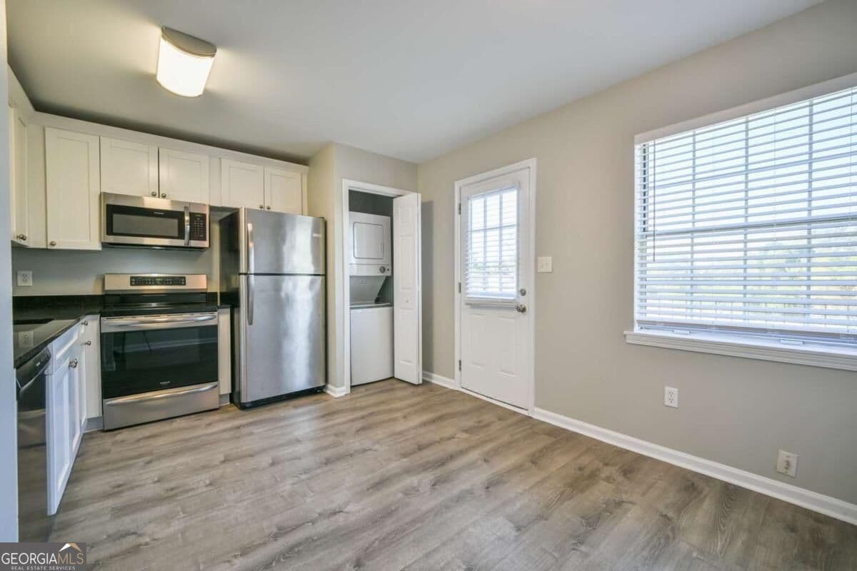 4 bedroom, 2 bathroom, 1,536 sq ft condominium for sale at 2165 Milledge Avenue E6, Athens, GA 30605 — photo 7