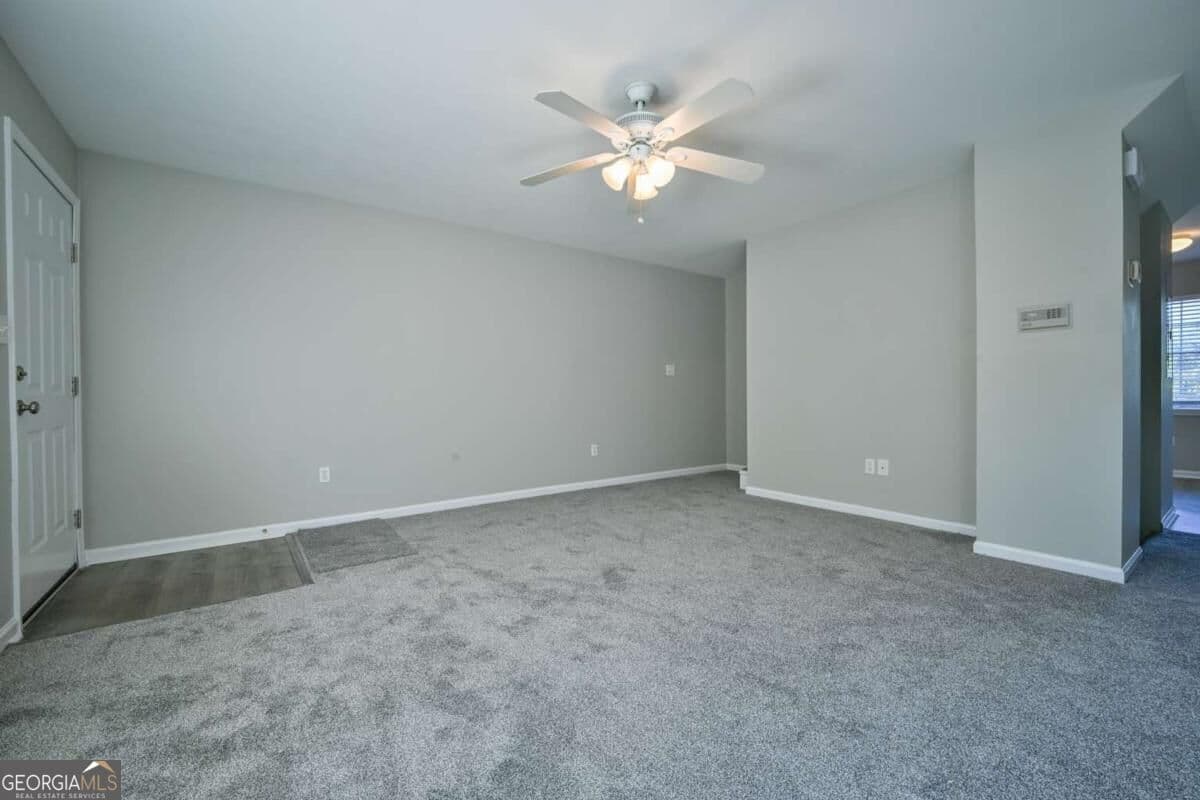 4 bedroom, 2 bathroom, 1,536 sq ft condominium for sale at 2165 Milledge Avenue E6, Athens, GA 30605 — photo 3