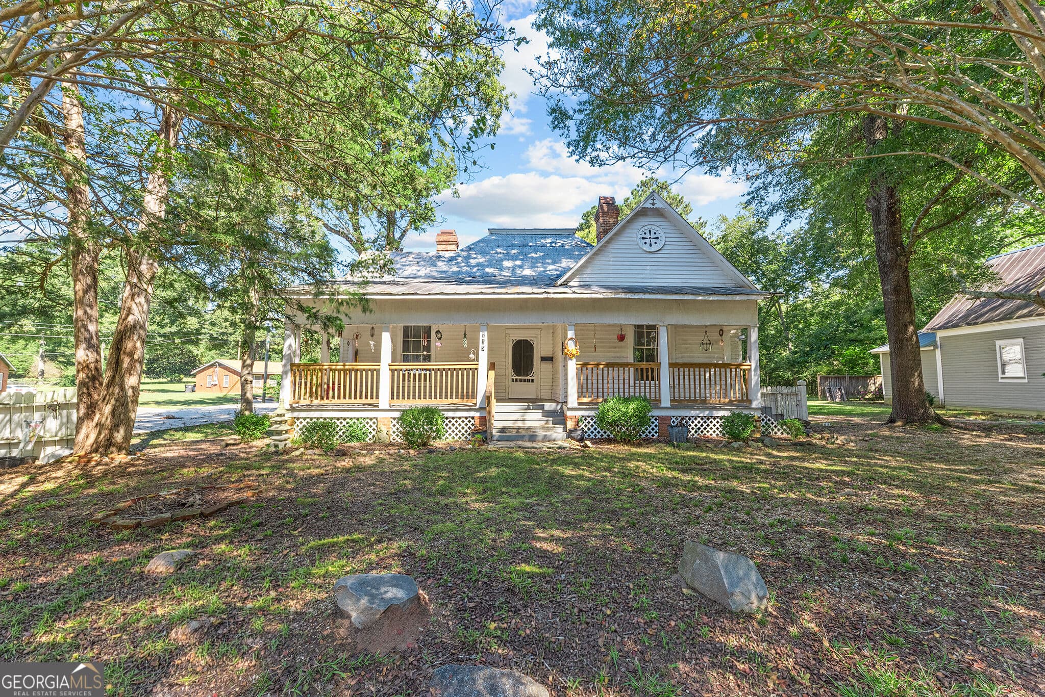 3 bedroom, 1 bathroom, 2,587 sq ft single family residence for sale at 715 Crawfordville Road, Union Point, GA 30669 — photo 2