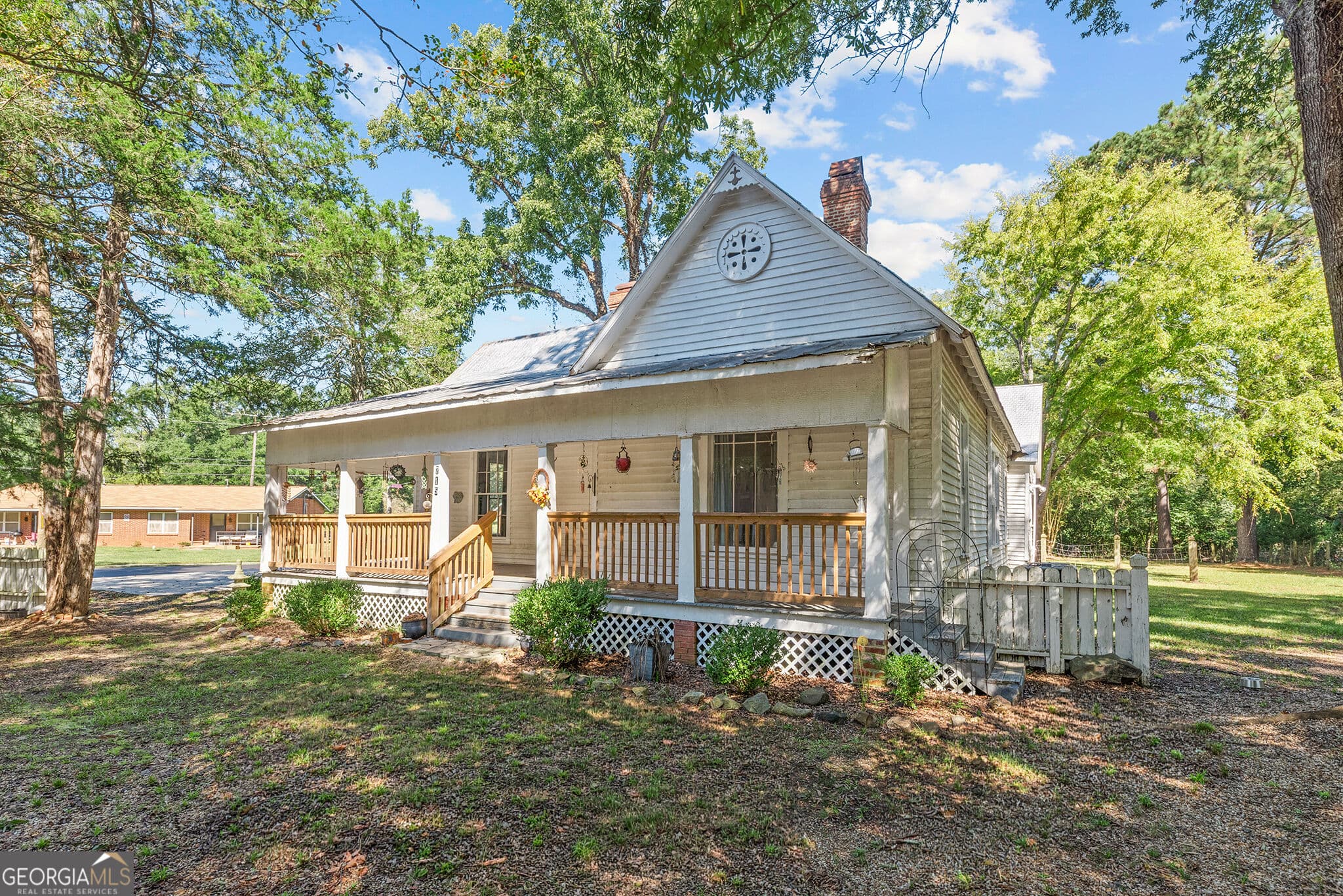 3 bedroom, 1 bathroom, 2,587 sq ft single family residence for sale at 715 Crawfordville Road, Union Point, GA 30669 — photo 3