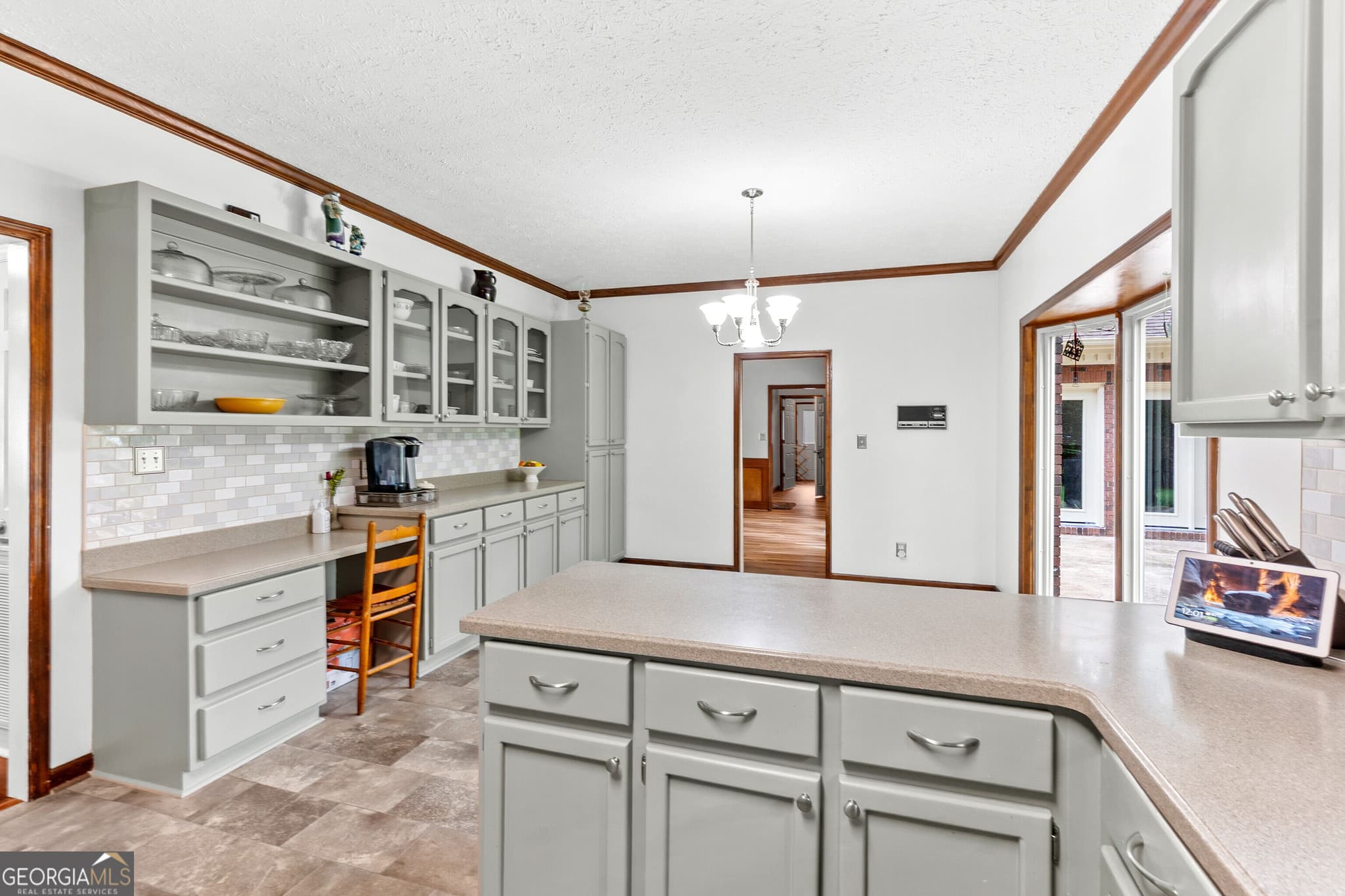 4 bedroom, 3.5 bathroom, 3,523 sq ft single family residence for sale at 107 Springtime Drive, Warner Robins, GA 31088 — photo 10
