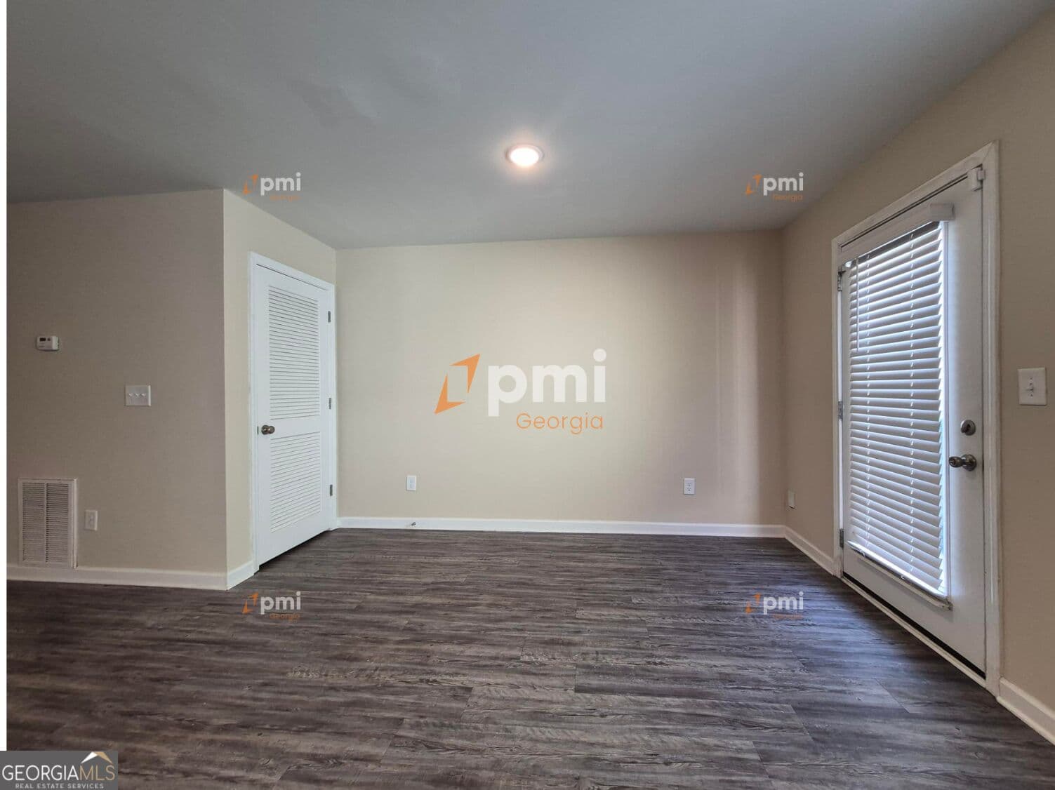 3 bedroom, 2.5 bathroom, 1,558 sq ft single family residence for rent at 4438 Pinscher Street, Union City, GA 30291 for $1,825 a month — photo 3