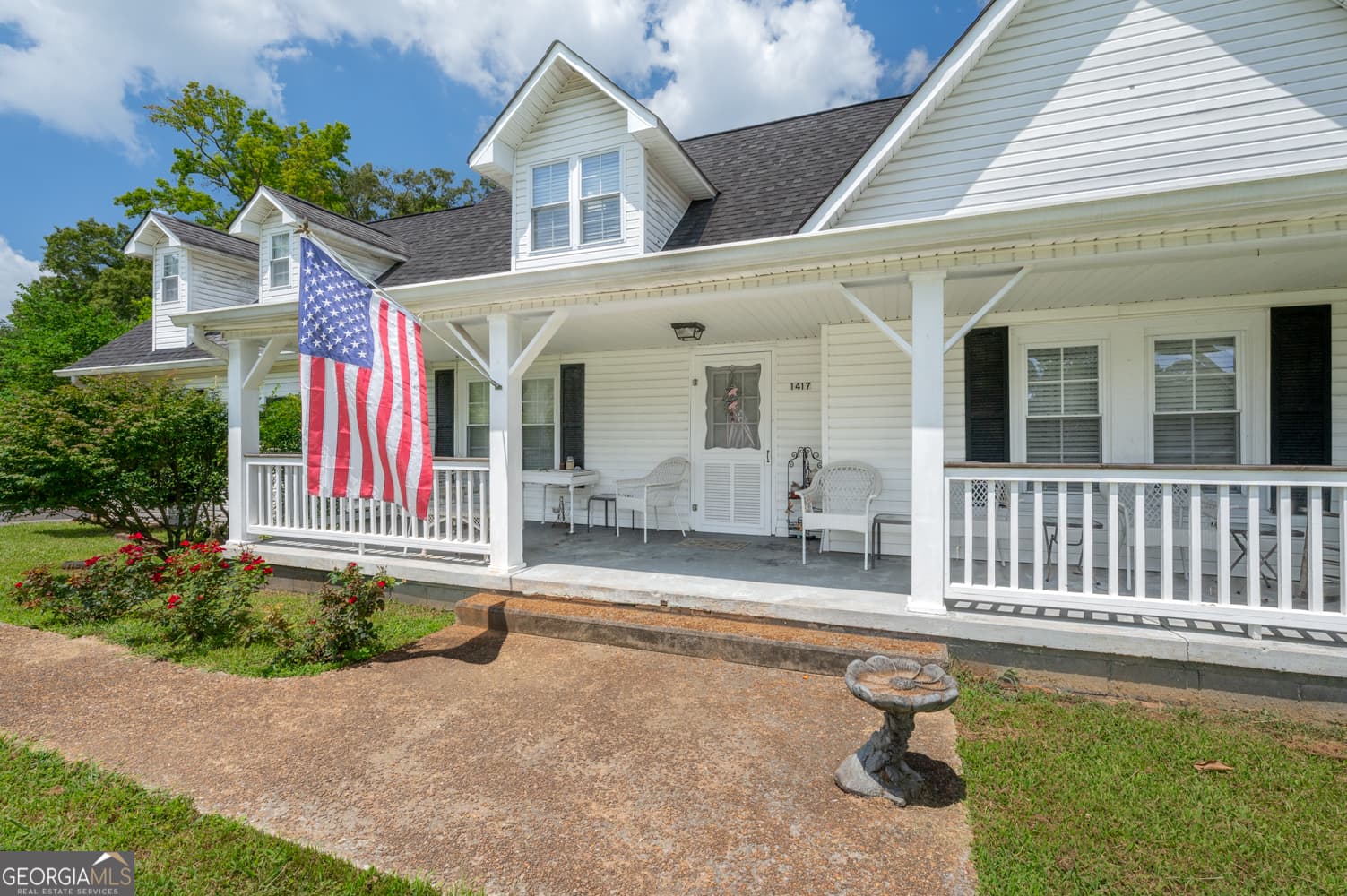 5 bedroom, 3 bathroom, 3,226 sq ft single family residence for sale at 1417 Wn Main Street, Lafayette, GA 30728