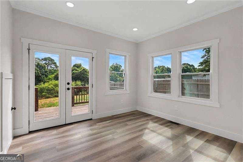 6 bedroom, 4 bathroom, 3,300 sq ft single family residence for sale at 1400 Bouldercrest Road, Atlanta, GA 30316 — photo 6