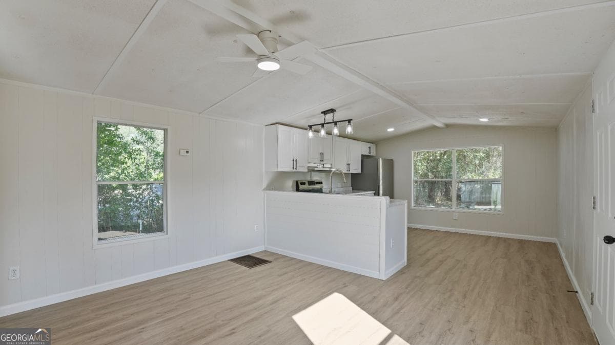 2 bedroom, 1 bathroom, 840 sq ft manufactured home,single family residence for sale at 50 Sangster Road, Jesup, GA 31545 — photo 3