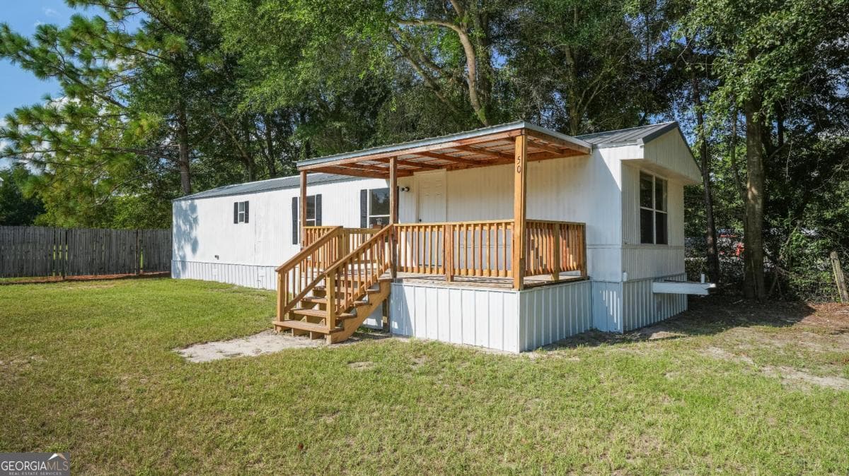 2 bedroom, 1 bathroom, 840 sq ft manufactured home,single family residence for sale at 50 Sangster Road, Jesup, GA 31545