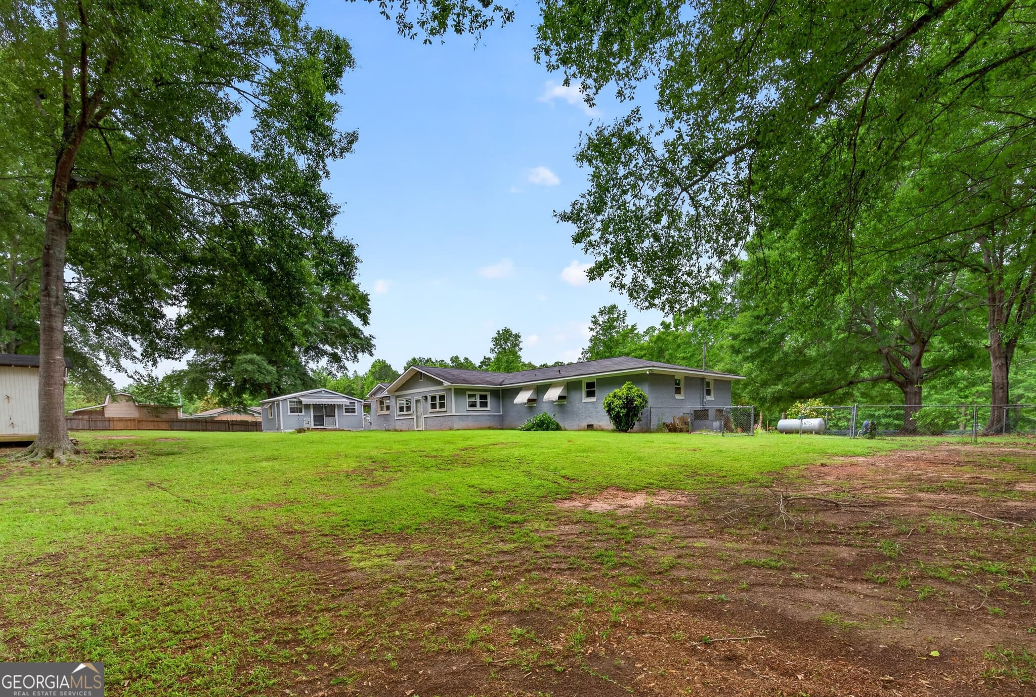 3 bedroom, 2 bathroom, 2,276 sq ft single family residence for sale at 130 Forest Lane, Woodbury, GA 30293 — photo 5