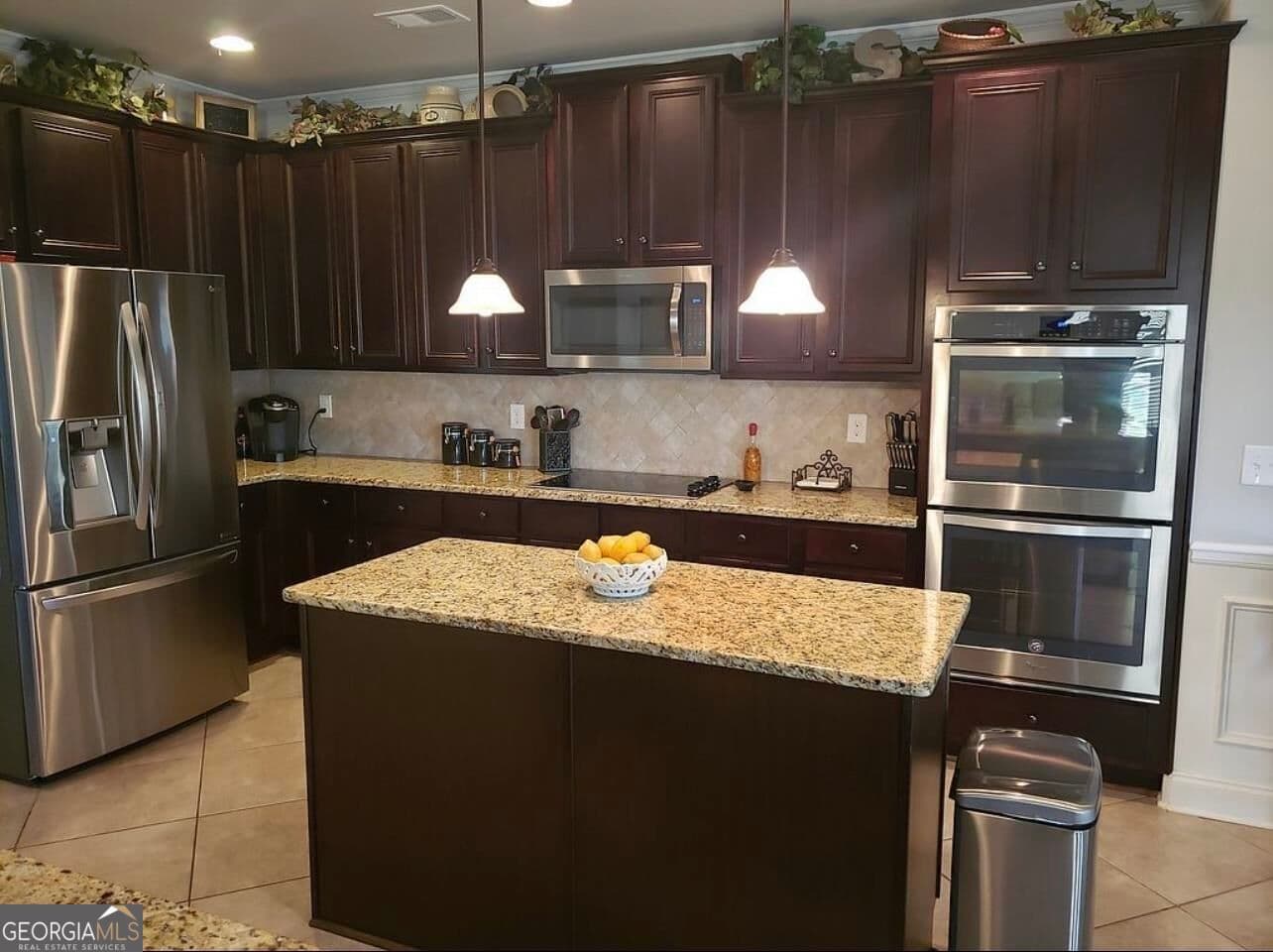 4 bedroom, 3.5 bathroom, 3,679 sq ft single family residence for sale at 103 Chamblee Way, Warner Robins, GA 31088 — photo 2