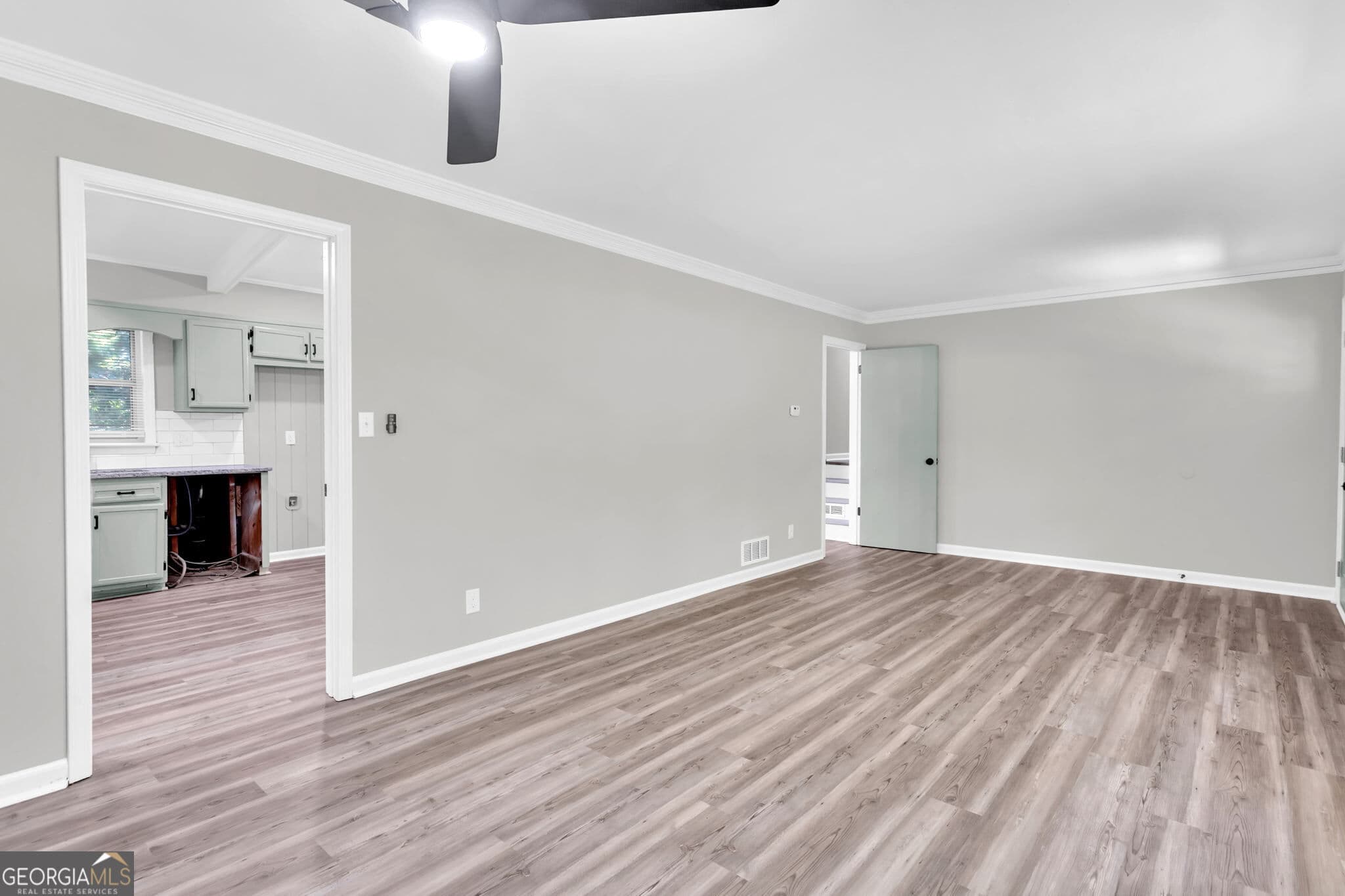 3 bedroom, 2 bathroom, 1,276 sq ft single family residence for sale at 4139 Janice Drive, College Park, GA 30337 — photo 8