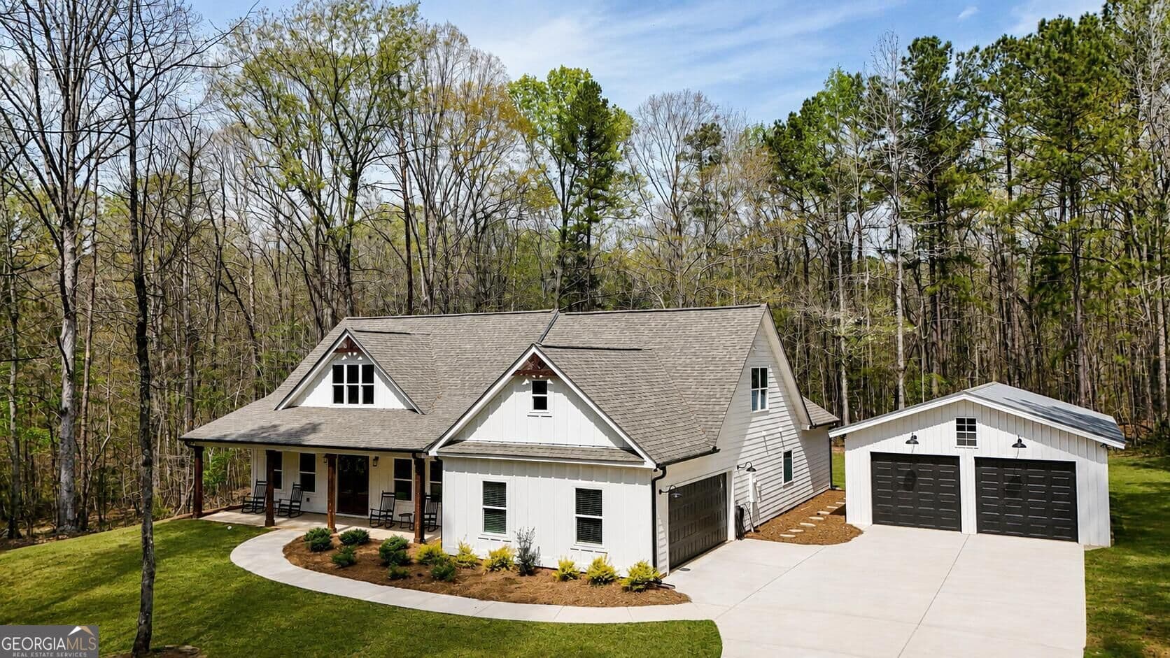 4 bedroom, 3 bathroom, 2,850 sq ft single family residence sold at 184 Clearview Drive, Monticello, GA 31064