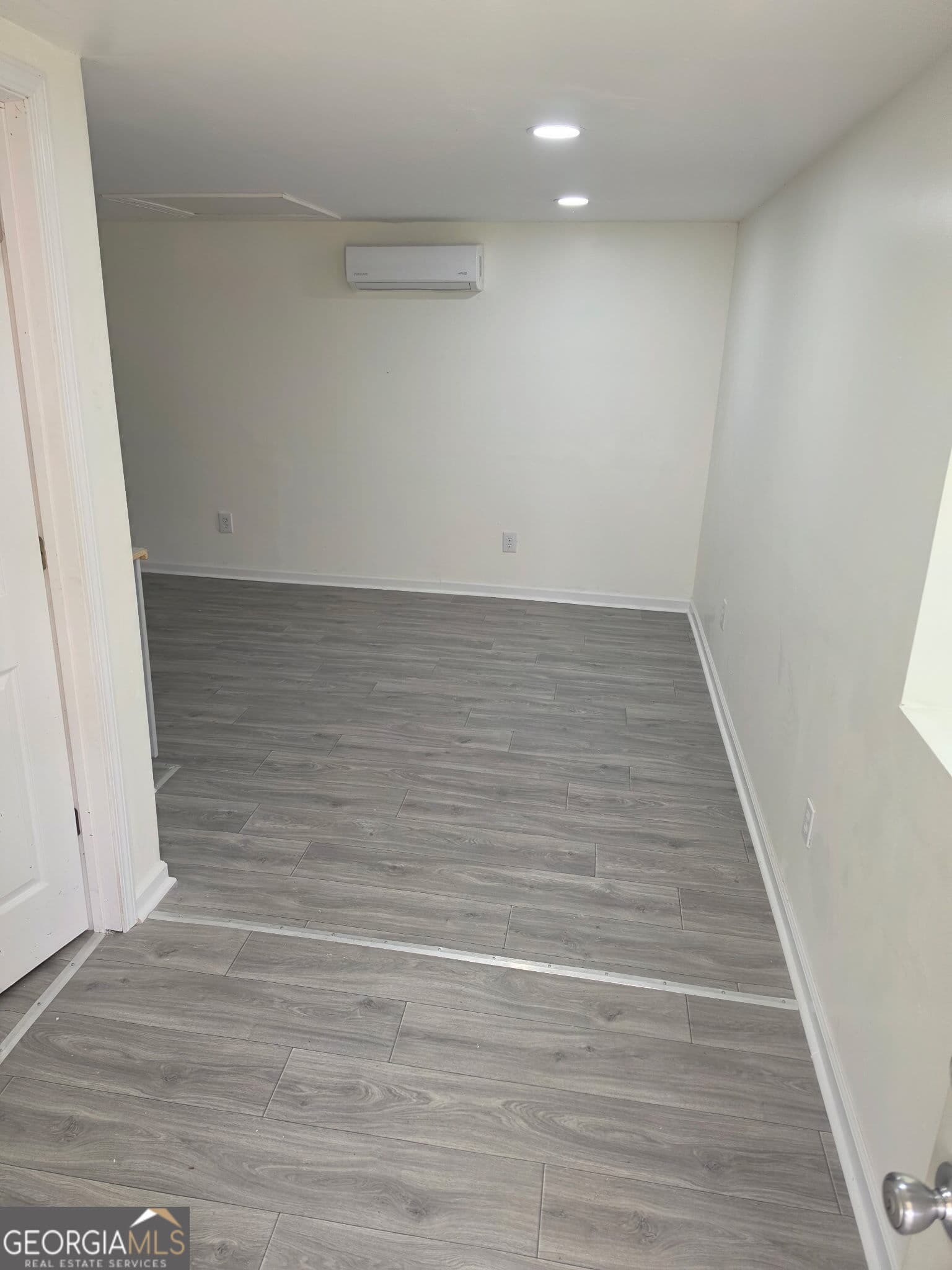 3 bedroom, 3 bathroom, 2,437 sq ft single family residence for sale at 2710 Napier Avenue, Macon, GA 31204 — photo 2