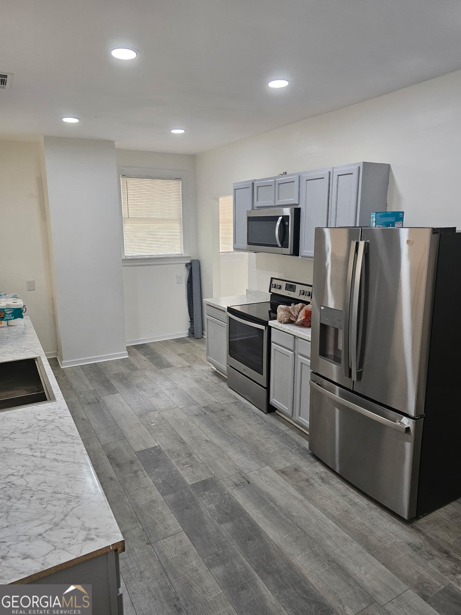 3 bedroom, 3 bathroom, 2,437 sq ft single family residence for sale at 2710 Napier Avenue, Macon, GA 31204 — photo 3