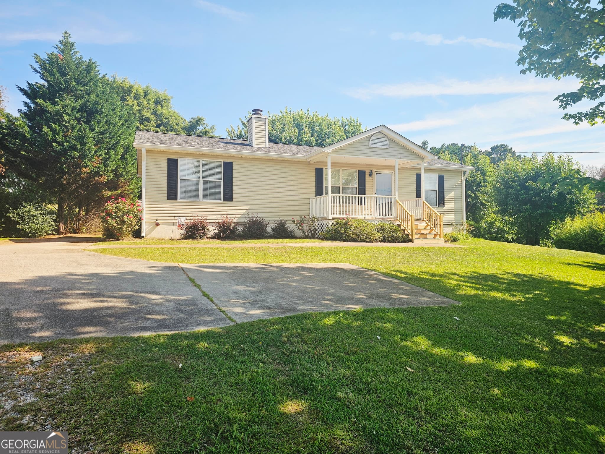 3 bedroom, 2 bathroom, 1,104 sq ft single family residence sold at 185 Dunson Shoals Road, Franklin, GA 30217