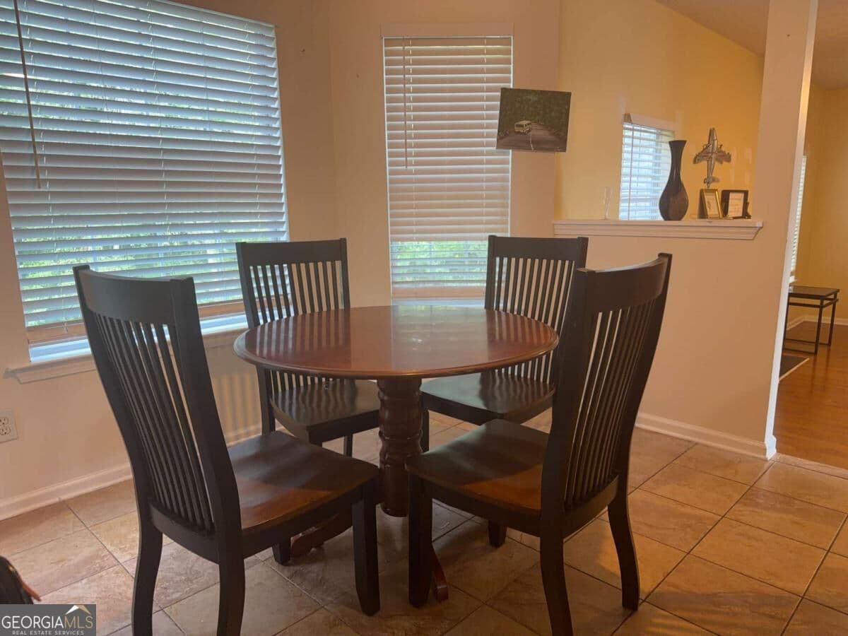 6 bedroom, 3.5 bathroom, 3,700 sq ft single family residence for rent at 1580 Callaway Loop, Conyers, GA 30012 for $1,150 a month — photo 5