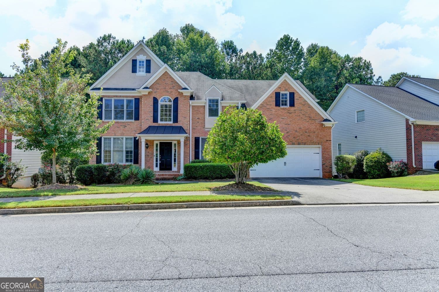 4 bedroom, 3.5 bathroom, 2,770 sq ft single family residence for rent at 5010 Tidewater Way WAY, Alpharetta, GA 30005 for $3,400 a month — photo 1 of 1