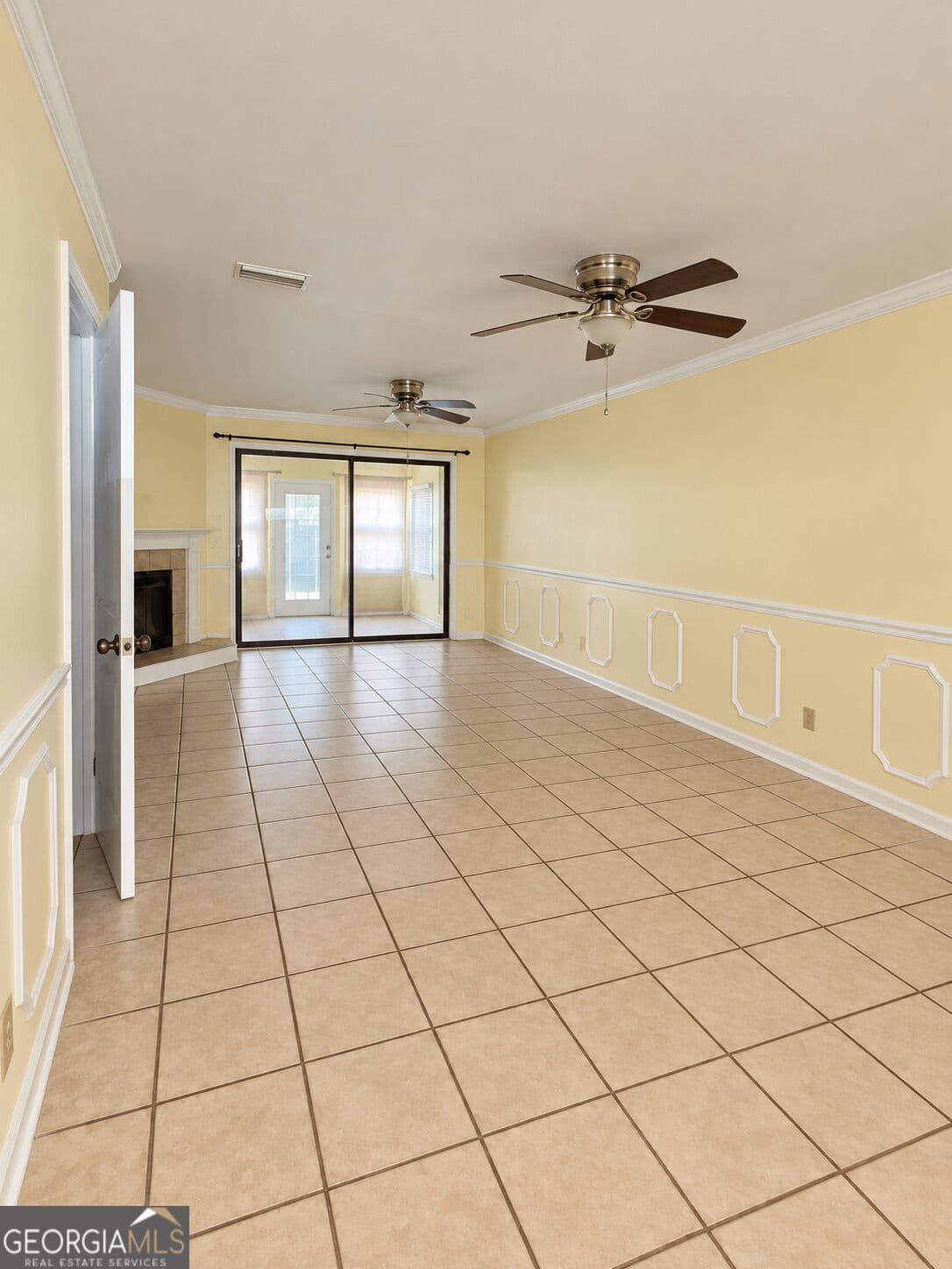 2 bedroom, 1.5 bathroom, 1,176 sq ft townhouse for rent at 132 Inlet Reach Circle, St. Marys, GA 31558 for $1,500 a month — photo 3