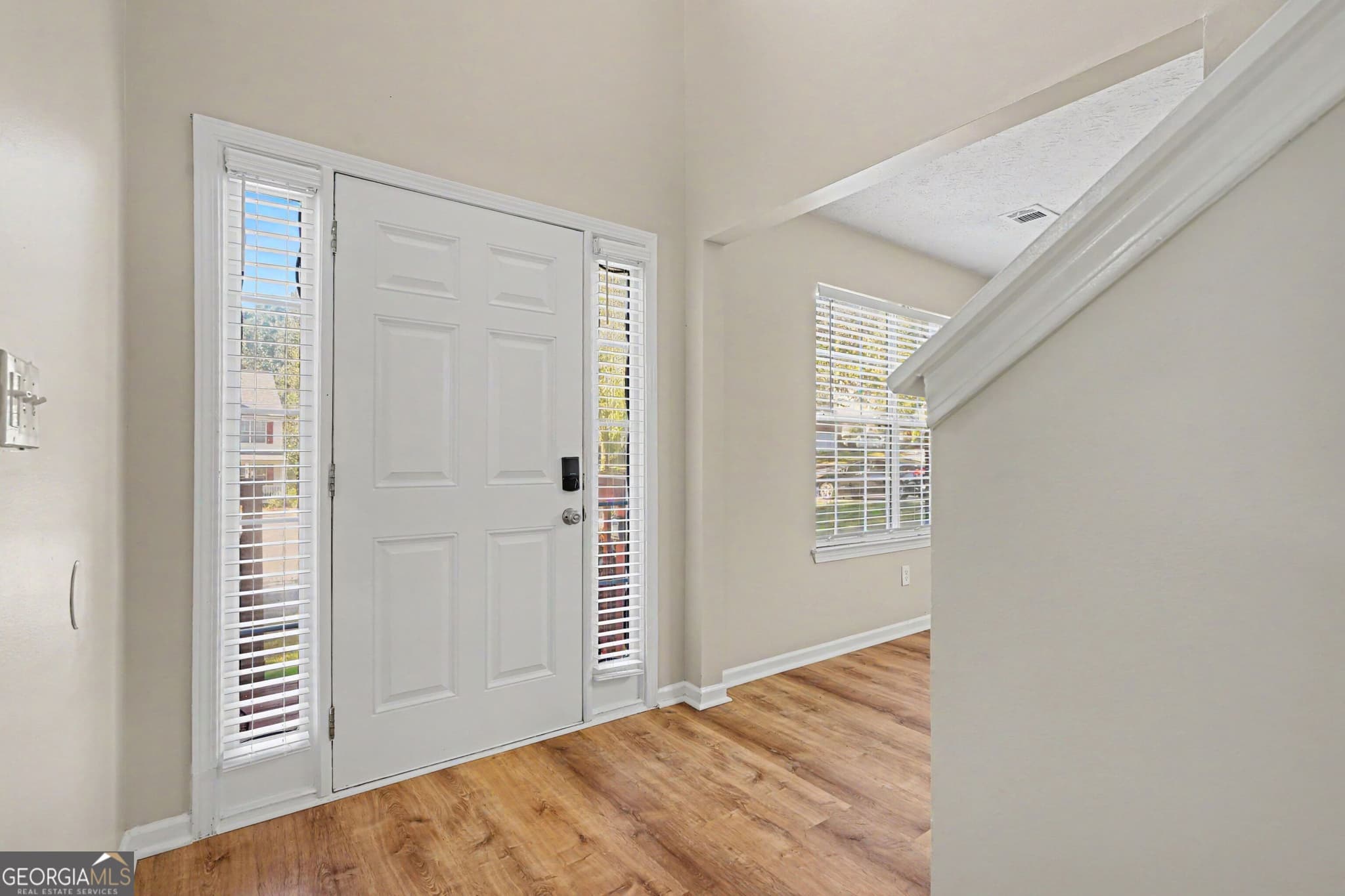 5 bedroom, 3.5 bathroom, 4,065 sq ft single family residence for rent at 3015 Gallery Walk, Snellville, GA 30039 for $3,495 a month — photo 7