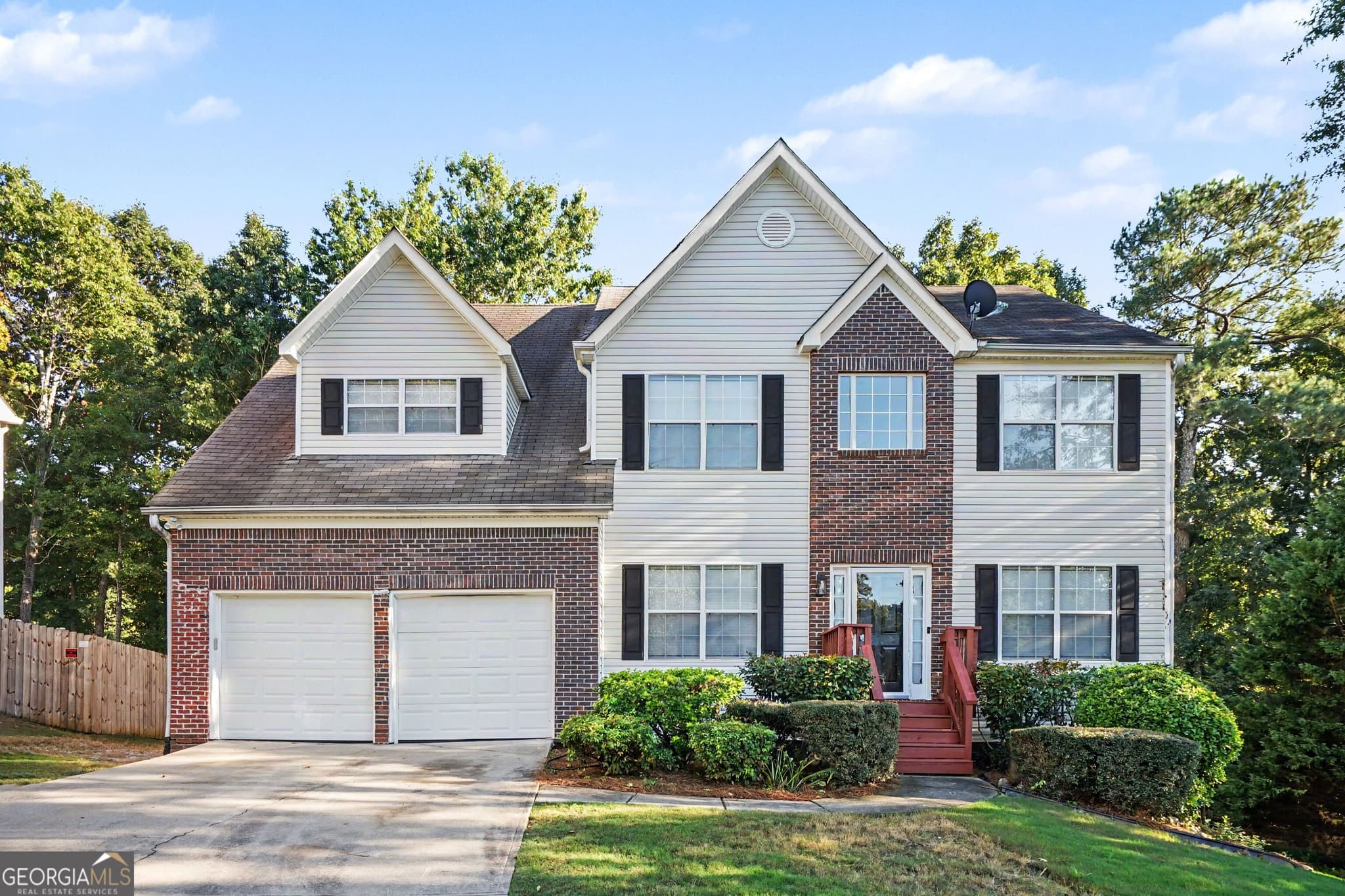 5 bedroom, 3.5 bathroom, 4,065 sq ft single family residence for rent at 3015 Gallery Walk, Snellville, GA 30039 for $3,495 a month — photo 1 of 48