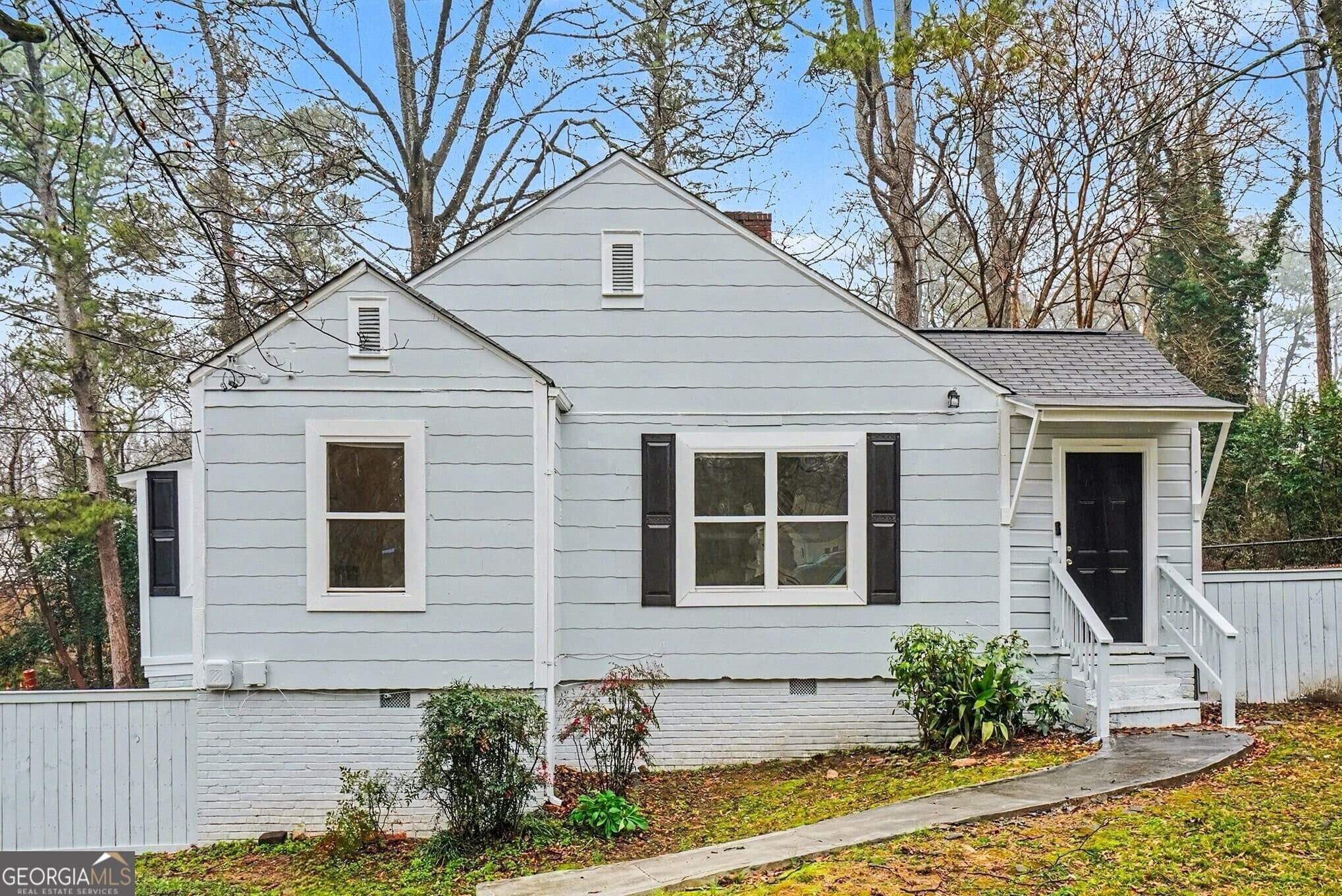 2 bedroom, 2 bathroom, 1,044 sq ft single family residence sold at 2047 Baker Road, Atlanta, GA 30318