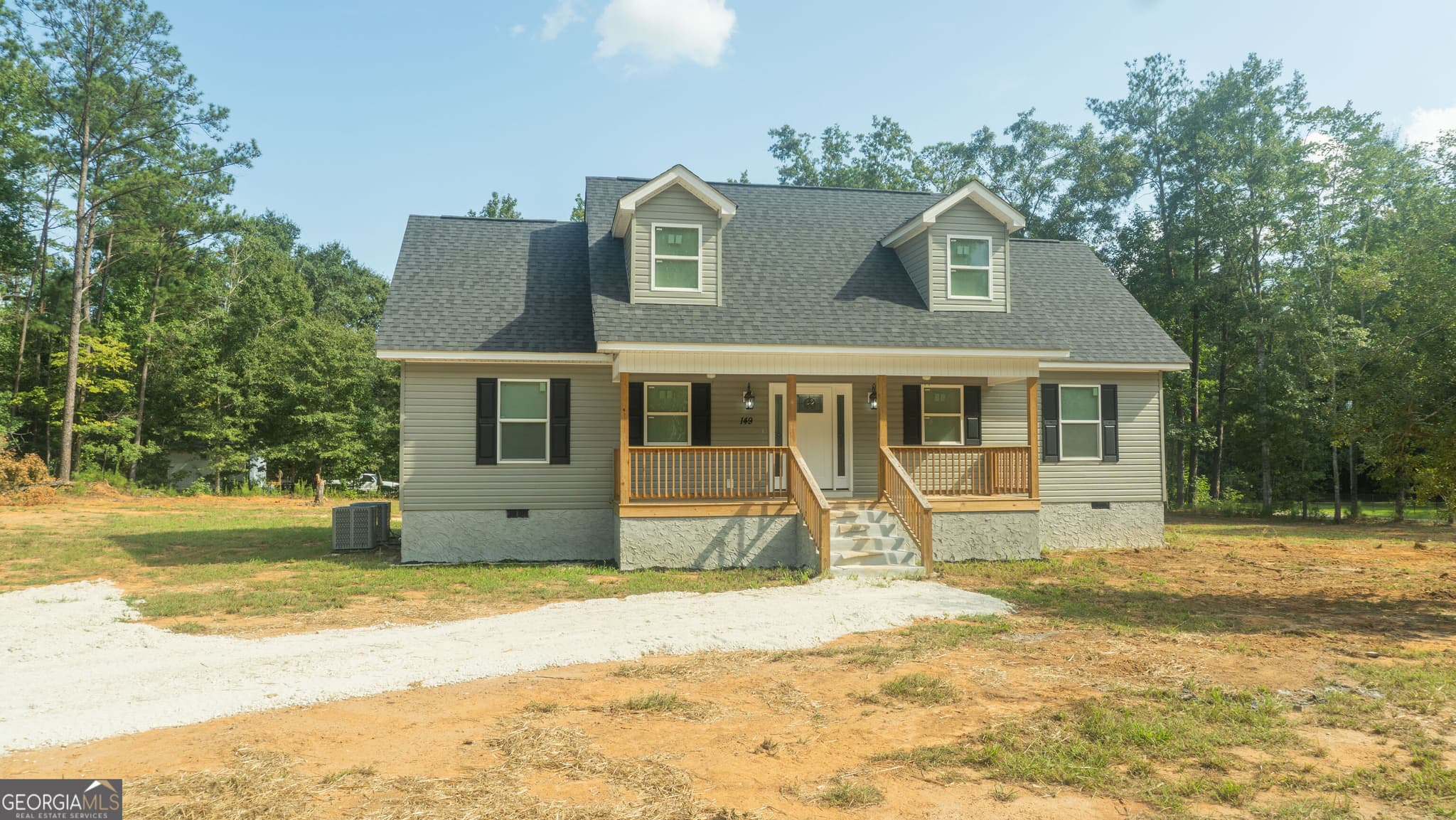 3 bedroom, 3 bathroom, 1,968 sq ft single family residence for sale at 149 Newby Road, Jeffersonville, GA 31044