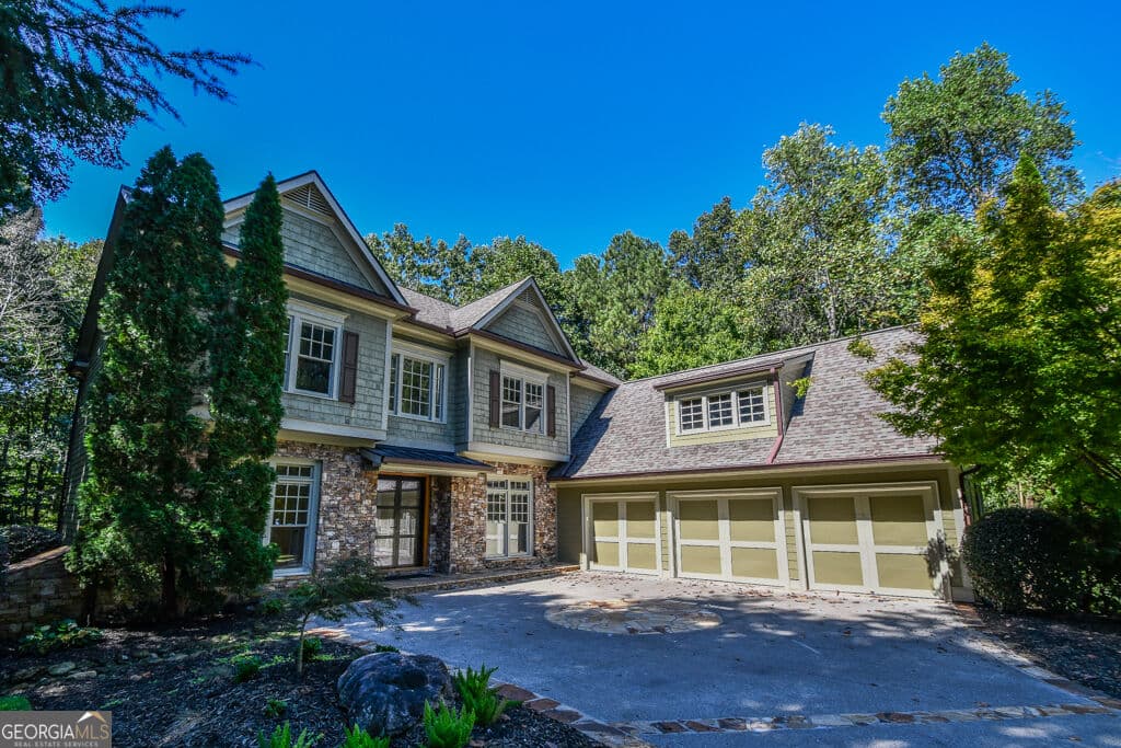 5 bedroom, 5.5 bathroom, 5,264 sq ft single family residence for sale at 1695 Windsor Cove, Milton, GA 30004 — photo 2