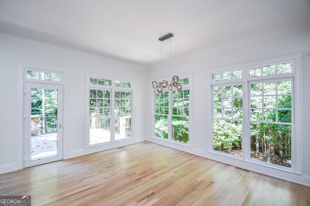 5 bedroom, 5.5 bathroom, 5,264 sq ft single family residence for sale at 1695 Windsor Cove, Milton, GA 30004 — photo 10