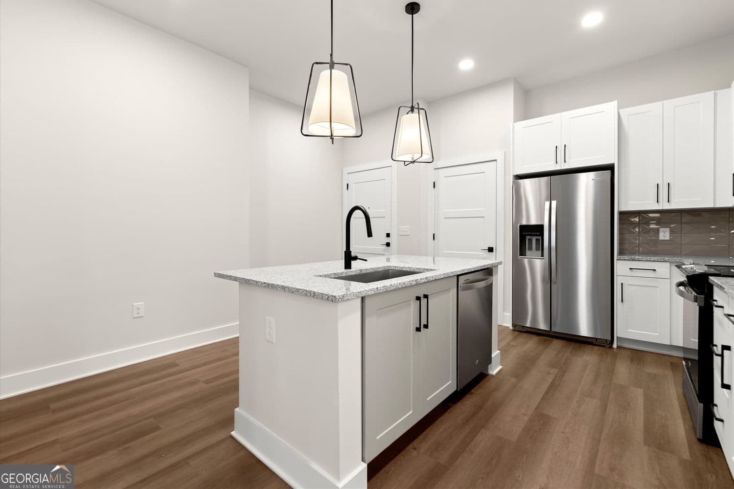 2 bedroom, 2 bathroom condominium for rent at 2648 Sandy Plains Road 246, Marietta, GA 30066 for $3,823 a month — photo 5