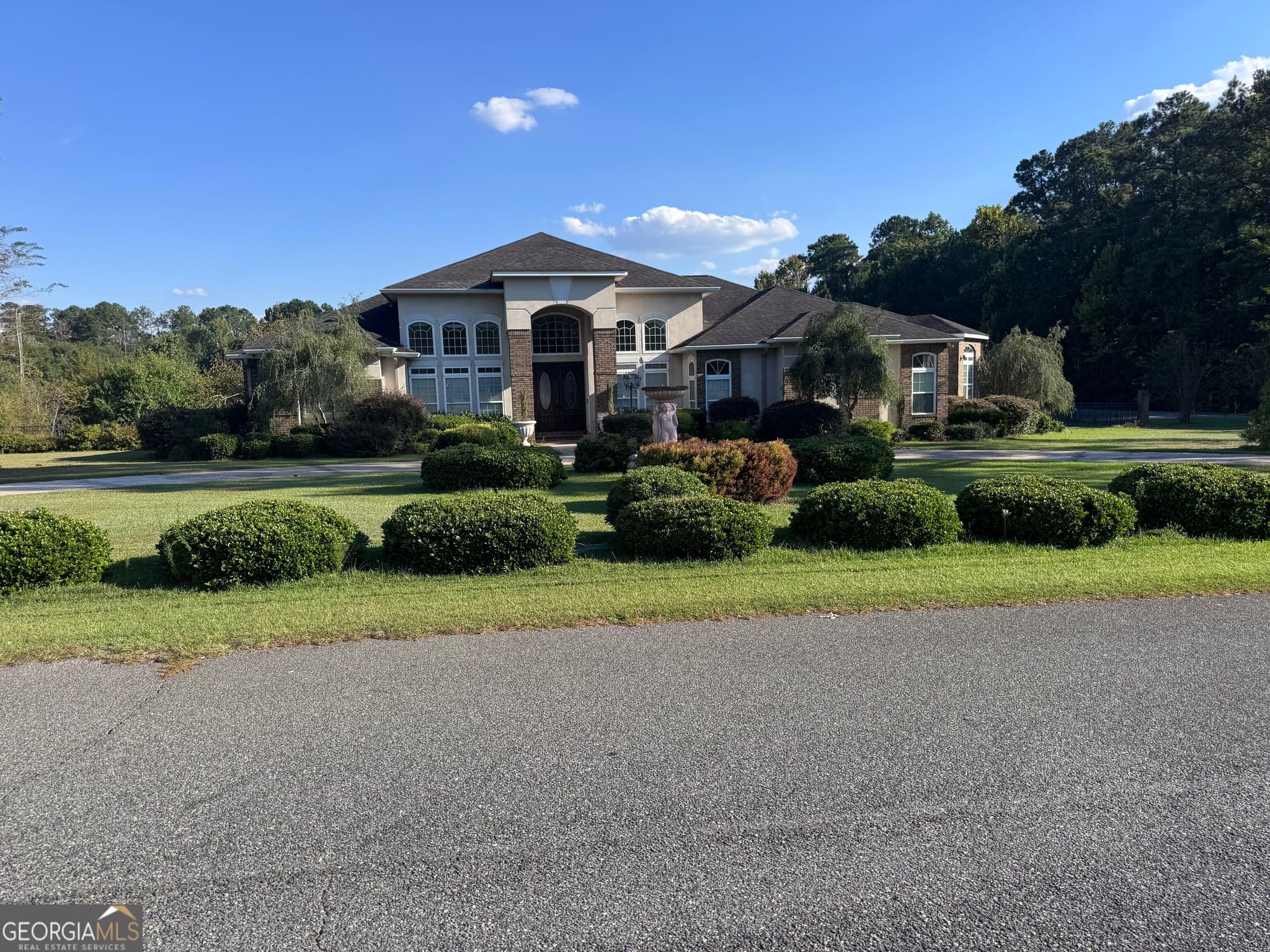 4 bedroom, 2.5 bathroom, 2,882 sq ft single family residence for sale at 240 Westfield Drive, Dublin, GA 31021 — photo 5