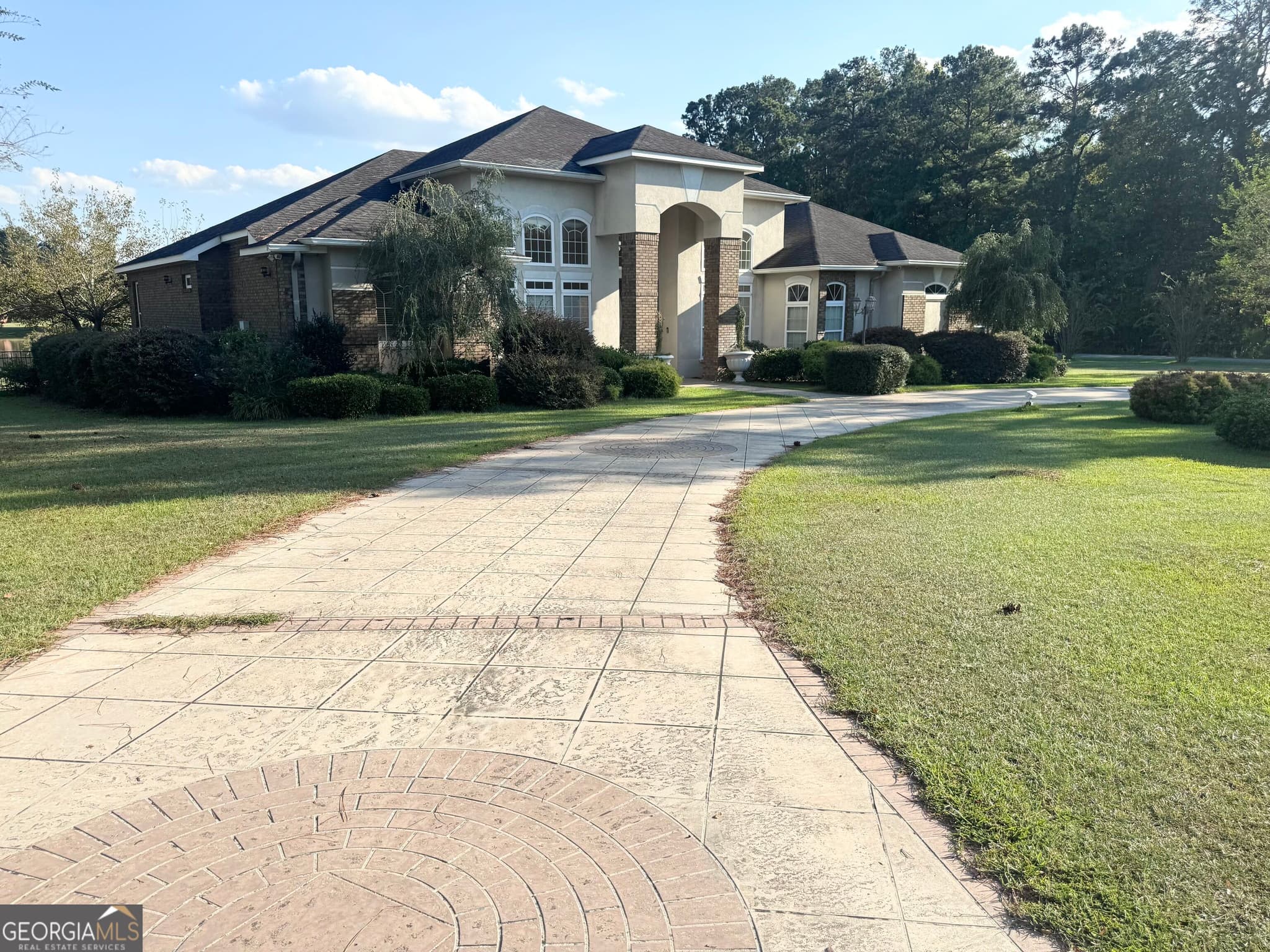 4 bedroom, 2.5 bathroom, 2,882 sq ft single family residence for sale at 240 Westfield Drive, Dublin, GA 31021 — photo 4