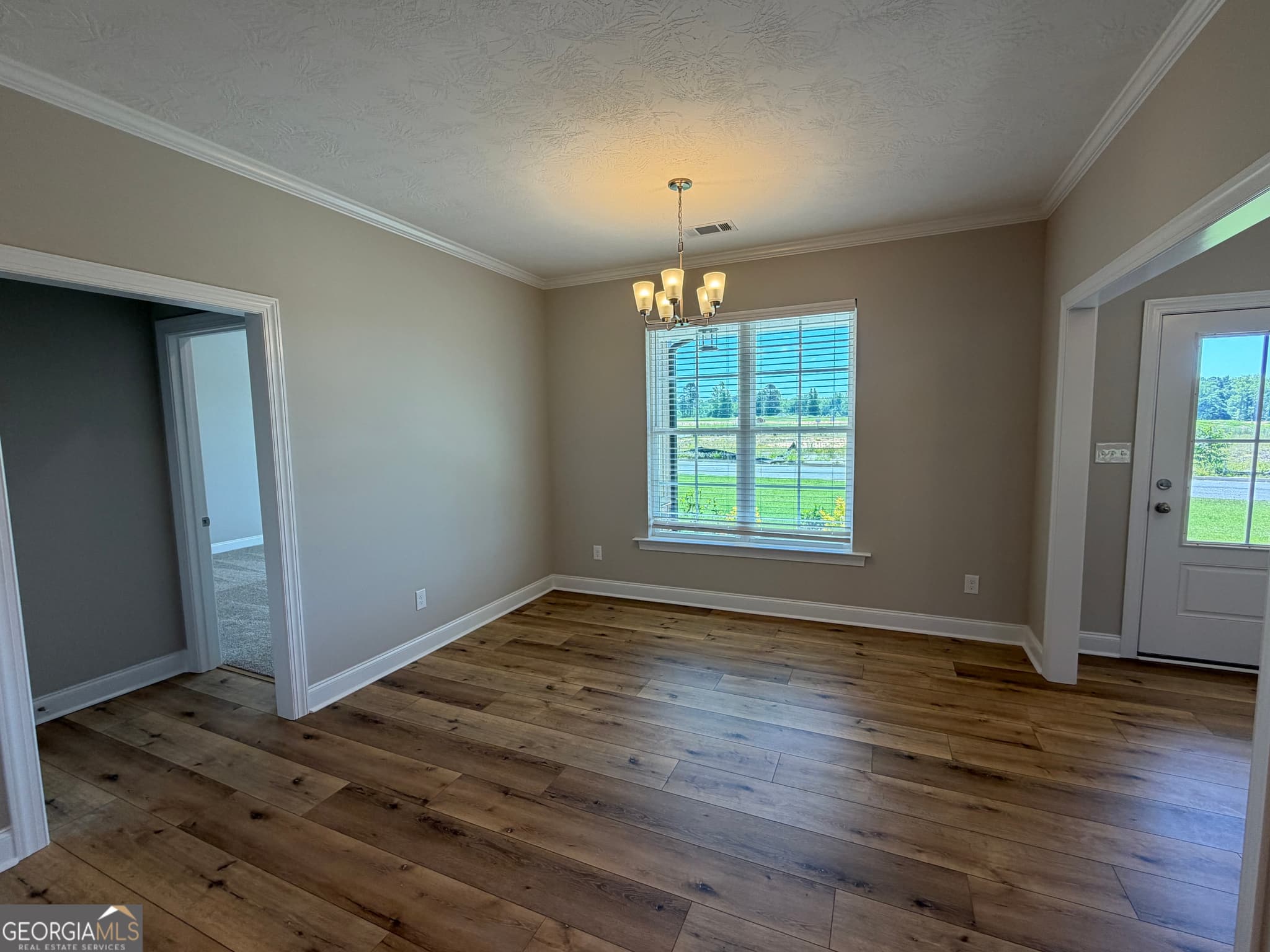 4 bedroom, 2 bathroom, 2,010 sq ft single family residence for sale at 1255 Acadia Drive, Thomson, GA 30824 — photo 5